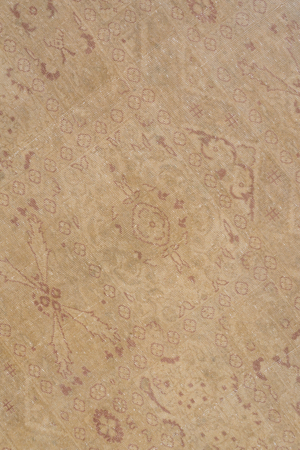 6' x 9' one-of-a-kind handmade vintage Sivas medium size rug. Color palette: beige, taupe, rose, ivory, camel, gray, pink