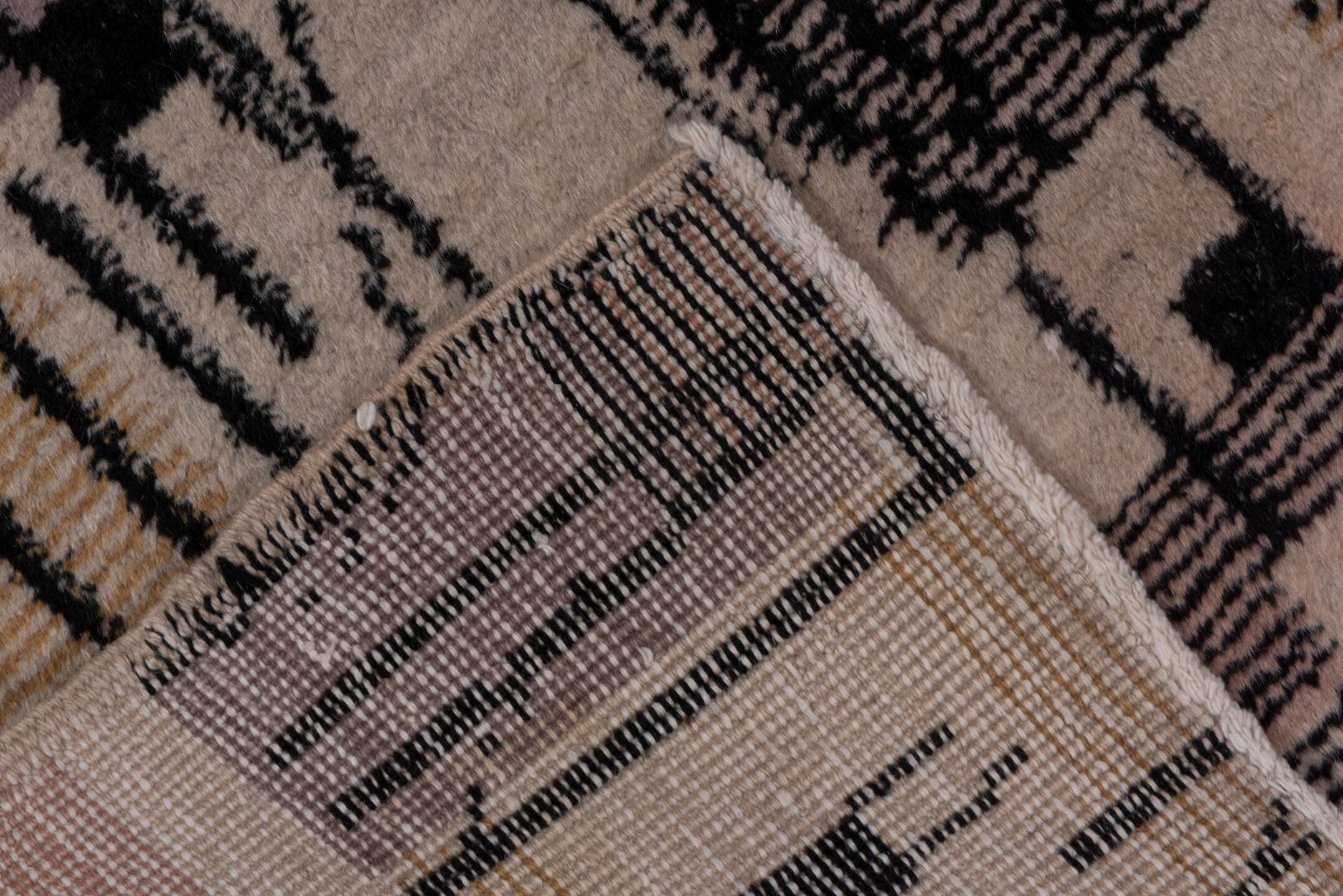 6' x 10' one-of-a-kind handmade vintage Art Deco large size rug. Color palette: ivory, charcoal, taupe, lavender, blush