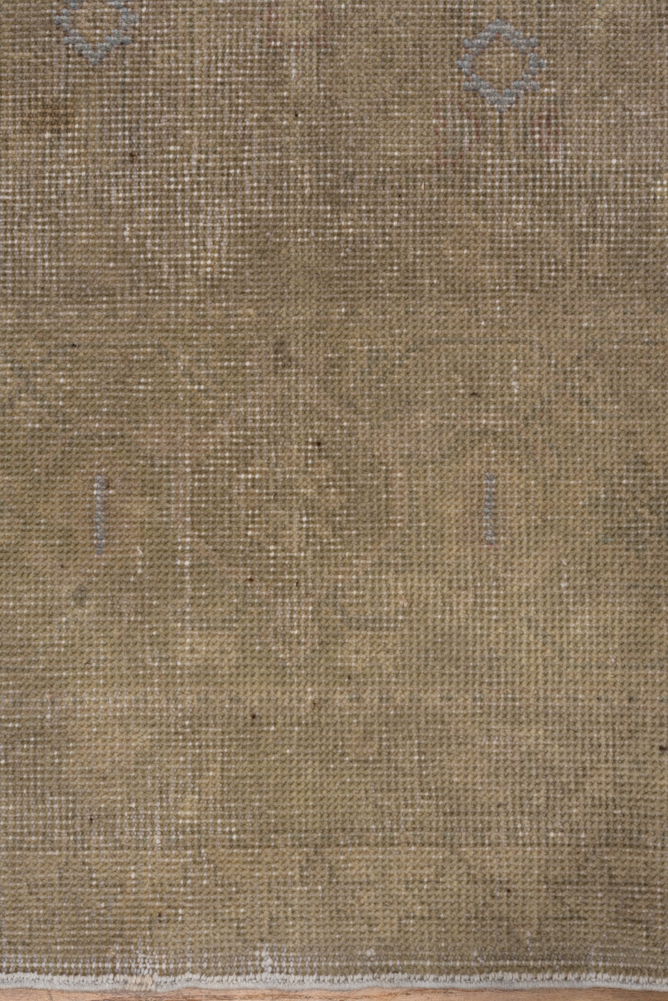 7' x 10' one-of-a-kind handmade vintage Oushak large size rug. Color palette: taupe, beige, sand, ivory, pale blue, greige