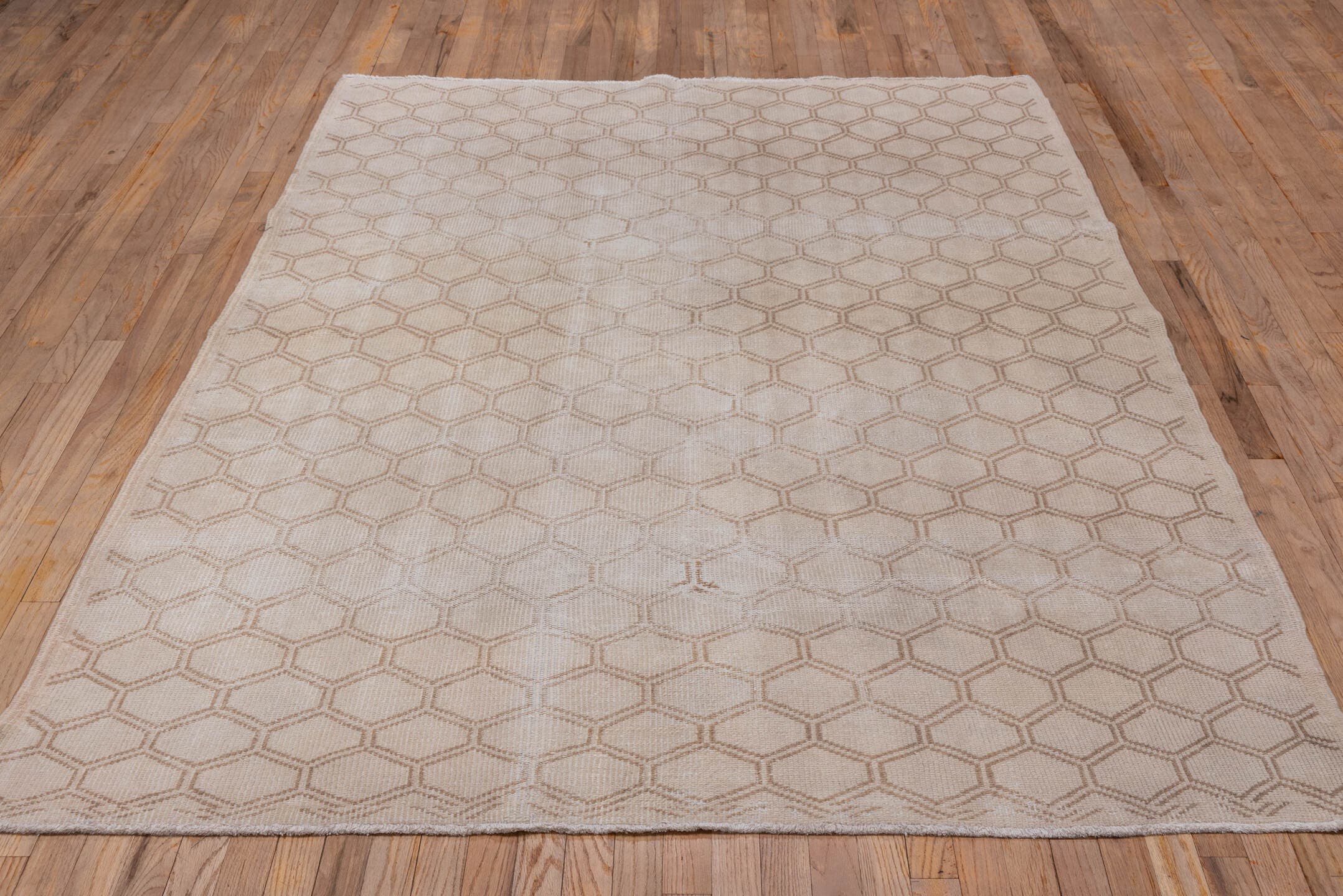 5' x 8' one-of-a-kind handmade vintage Oushak medium size rug. Color palette: ivory, taupe, beige, sand, gray
