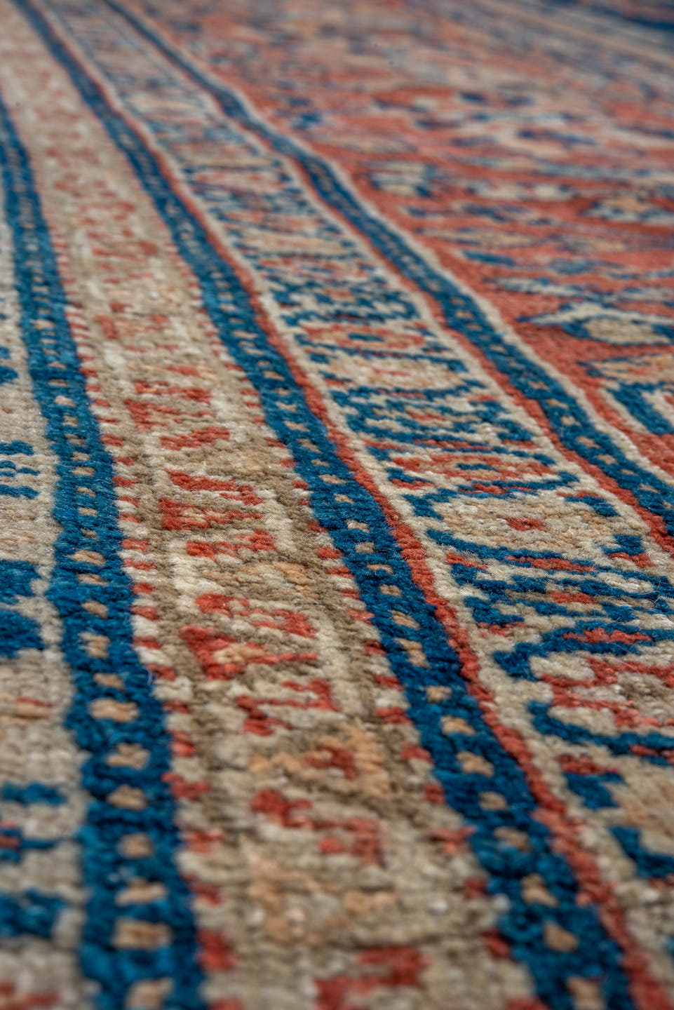 10' x 12' one-of-a-kind handmade antique Sultanabad large size rug. Color palette: navy, rust, ivory, camel, indigo