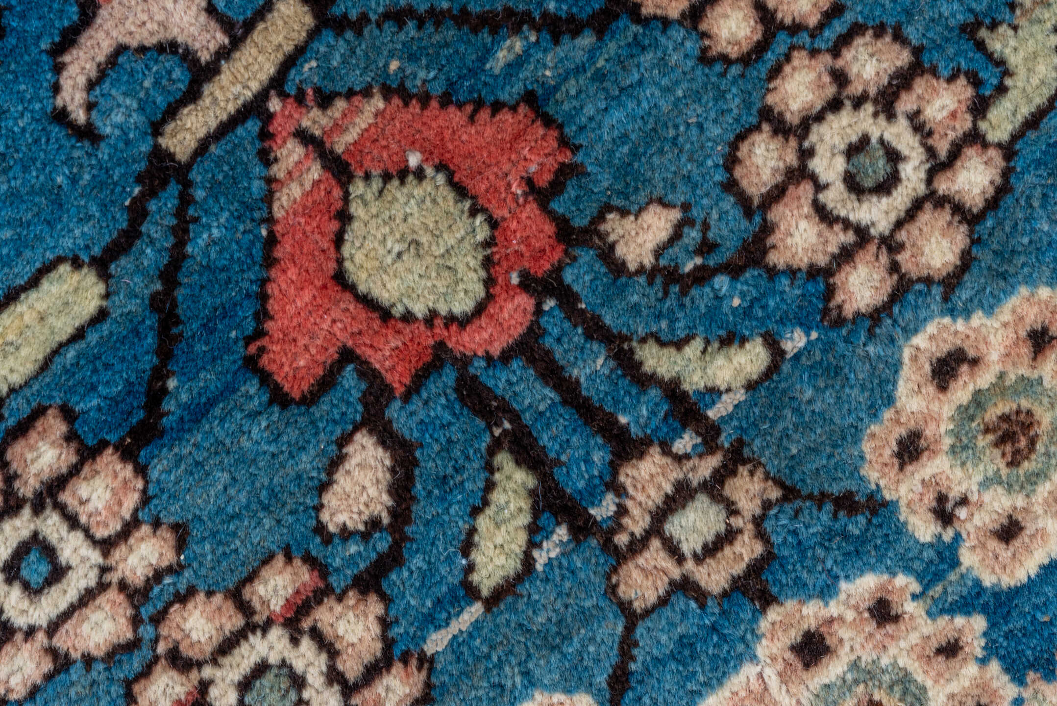 4' x 6' one-of-a-kind handmade antique Sarouk small size rug. Color palette: blue, ivory, blush, brown, coral, sage