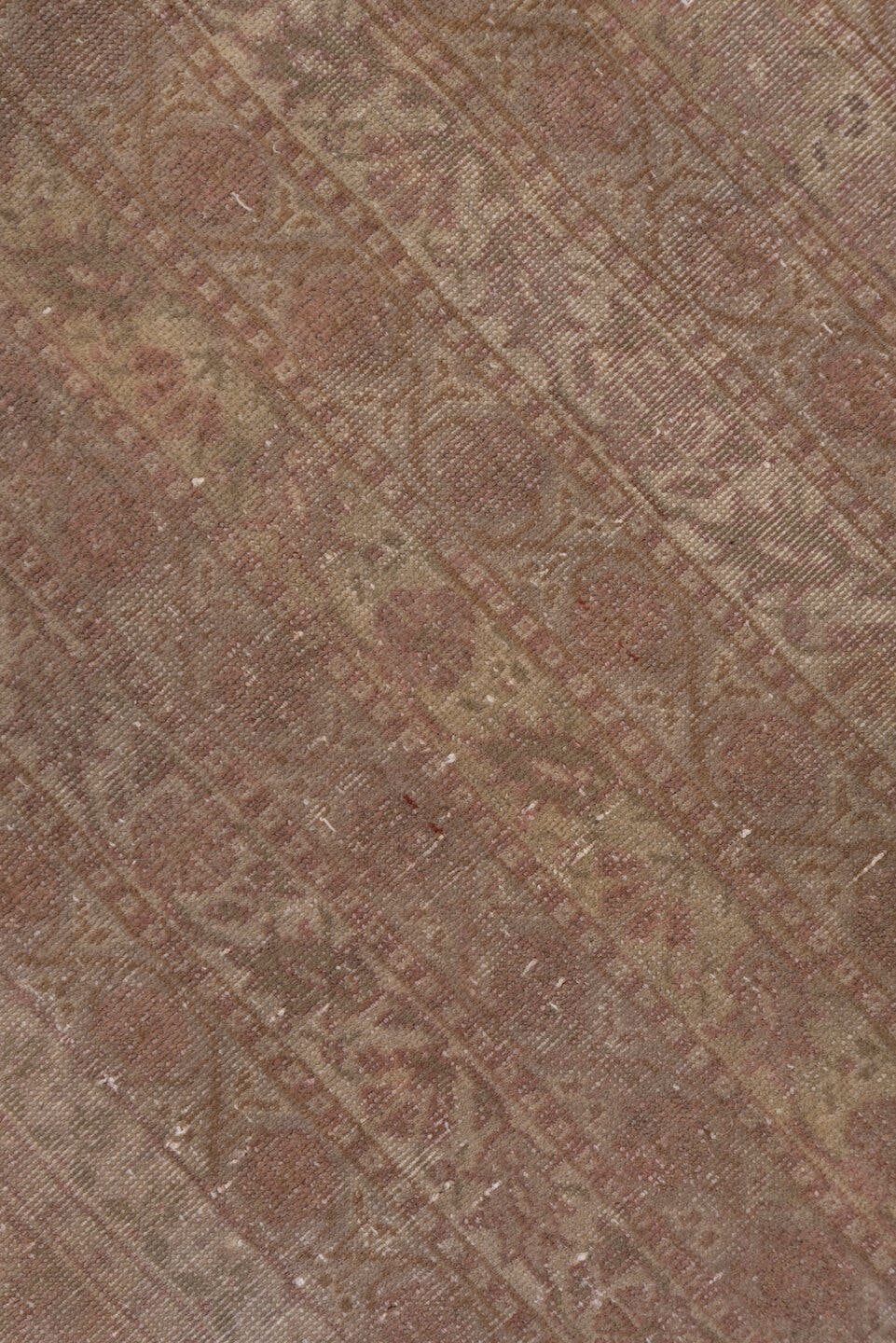 6' x 9' one-of-a-kind handmade antique Sivas medium size rug. Color palette: rose, taupe, dusty pink, beige, camel, ivory