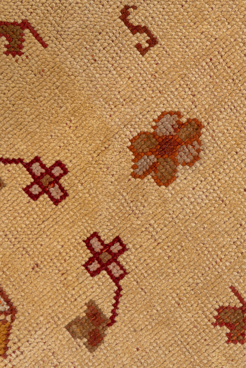 8' x 10' one-of-a-kind handmade antique Oushak large size rug. Color palette: ivory, rust, terra cotta, gold, taupe