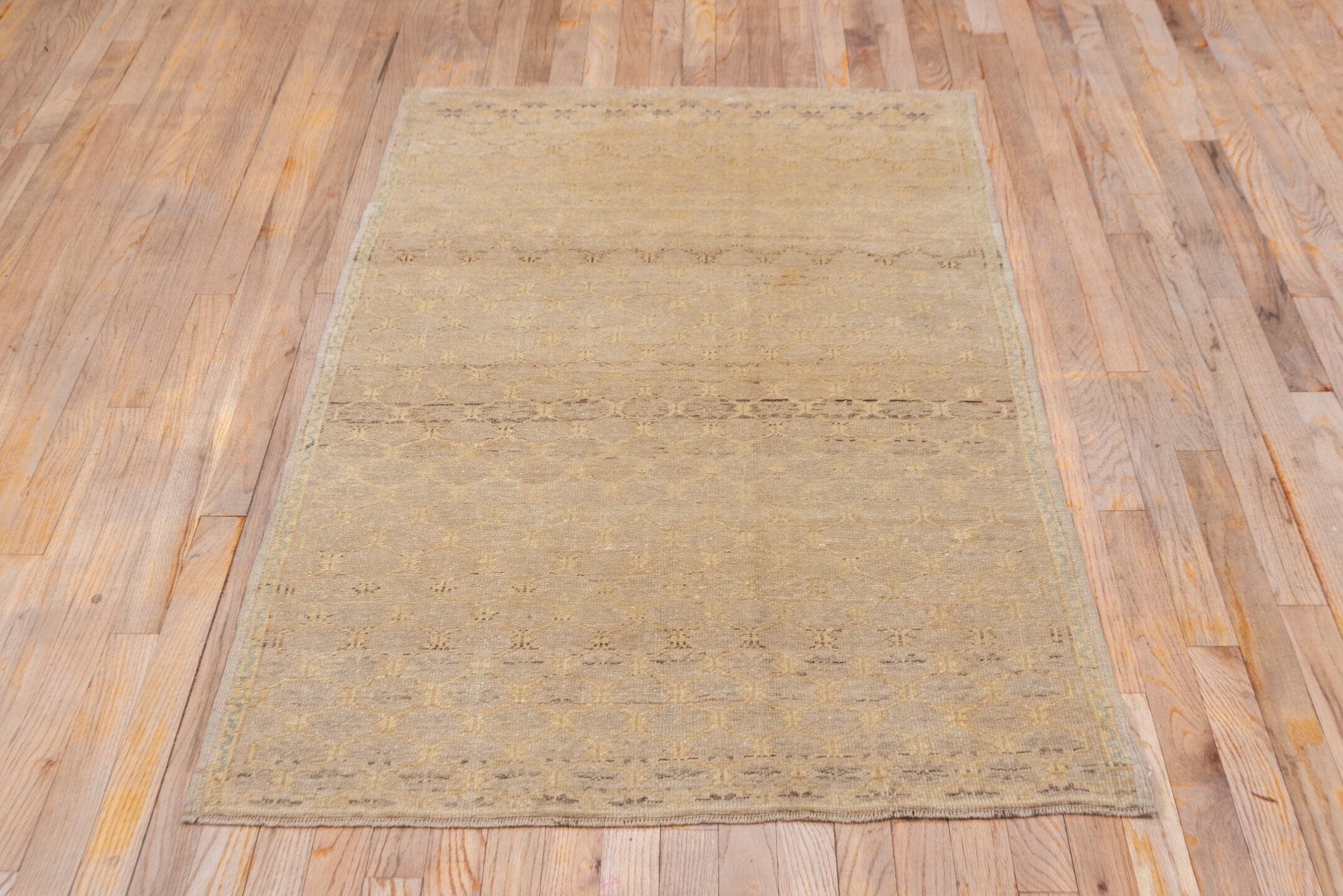 3' x 5' one-of-a-kind handmade vintage Oushak small size rug. Color palette: taupe, beige, camel, ivory, brown, gray