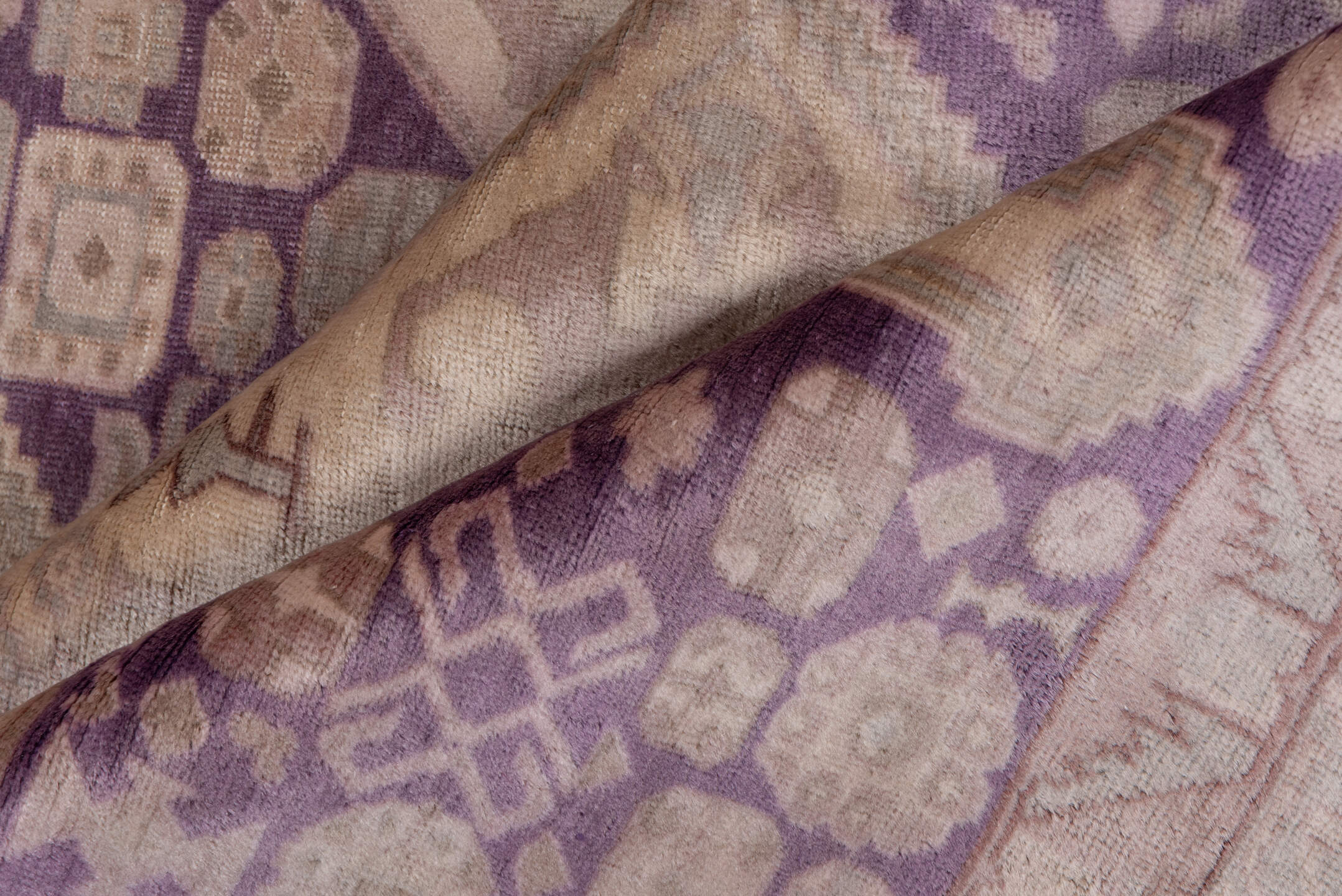 3' x 5' one-of-a-kind handmade vintage Sivas small size rug. Color palette: brown, gray, light gray, off-white, orange, pink