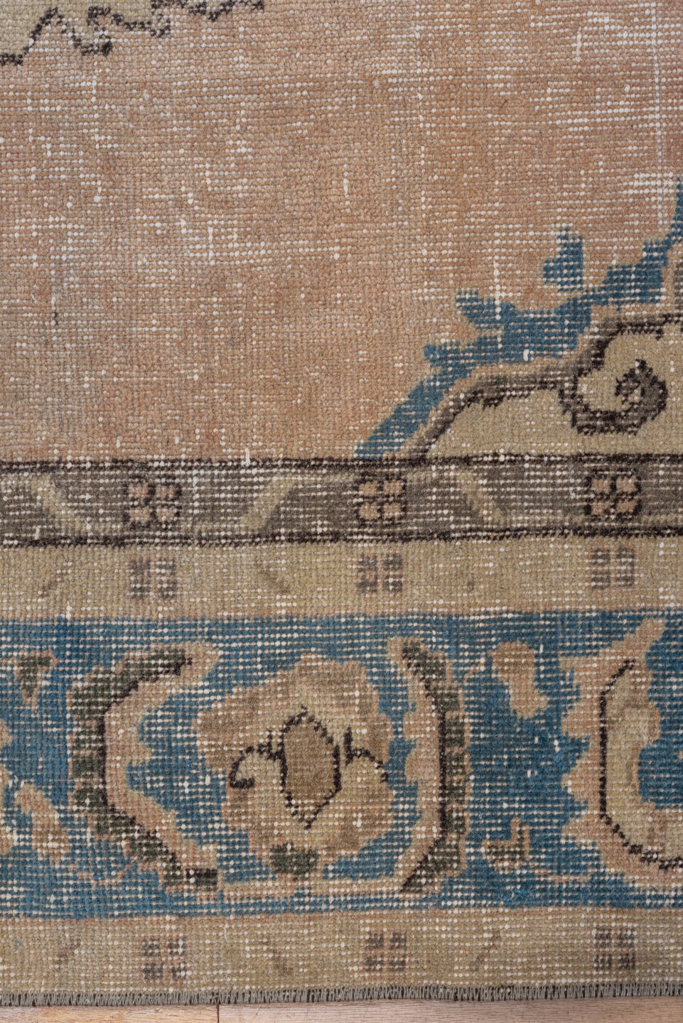 6' x 10' one-of-a-kind handmade vintage Oushak large size rug. Color palette: blue, brown, dim gray, gray, light gray, pink