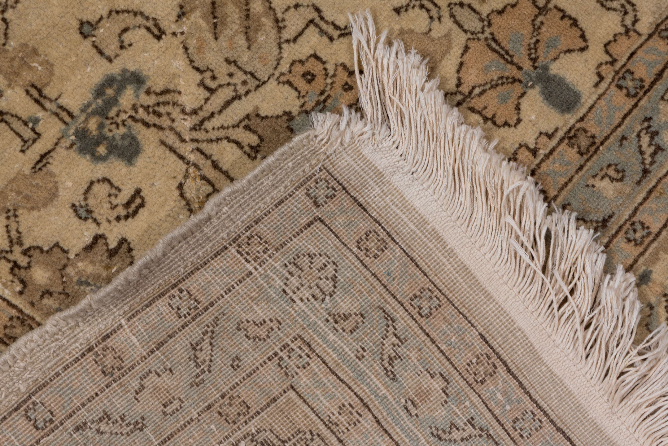 6' x 8' one-of-a-kind handmade vintage Sivas medium size rug. Color palette: brown, gray, light gray, off-white, pink, snow