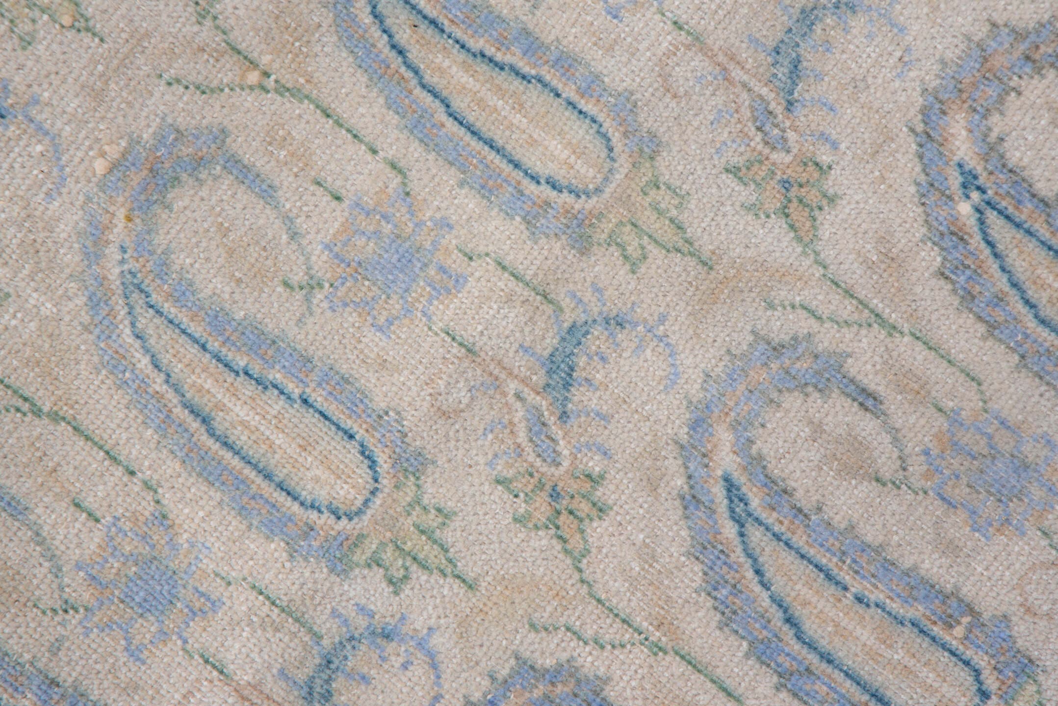 9' x 12' one-of-a-kind handmade vintage Sivas large size rug. Color palette: ivory, pale blue, cream, light gray, beige
