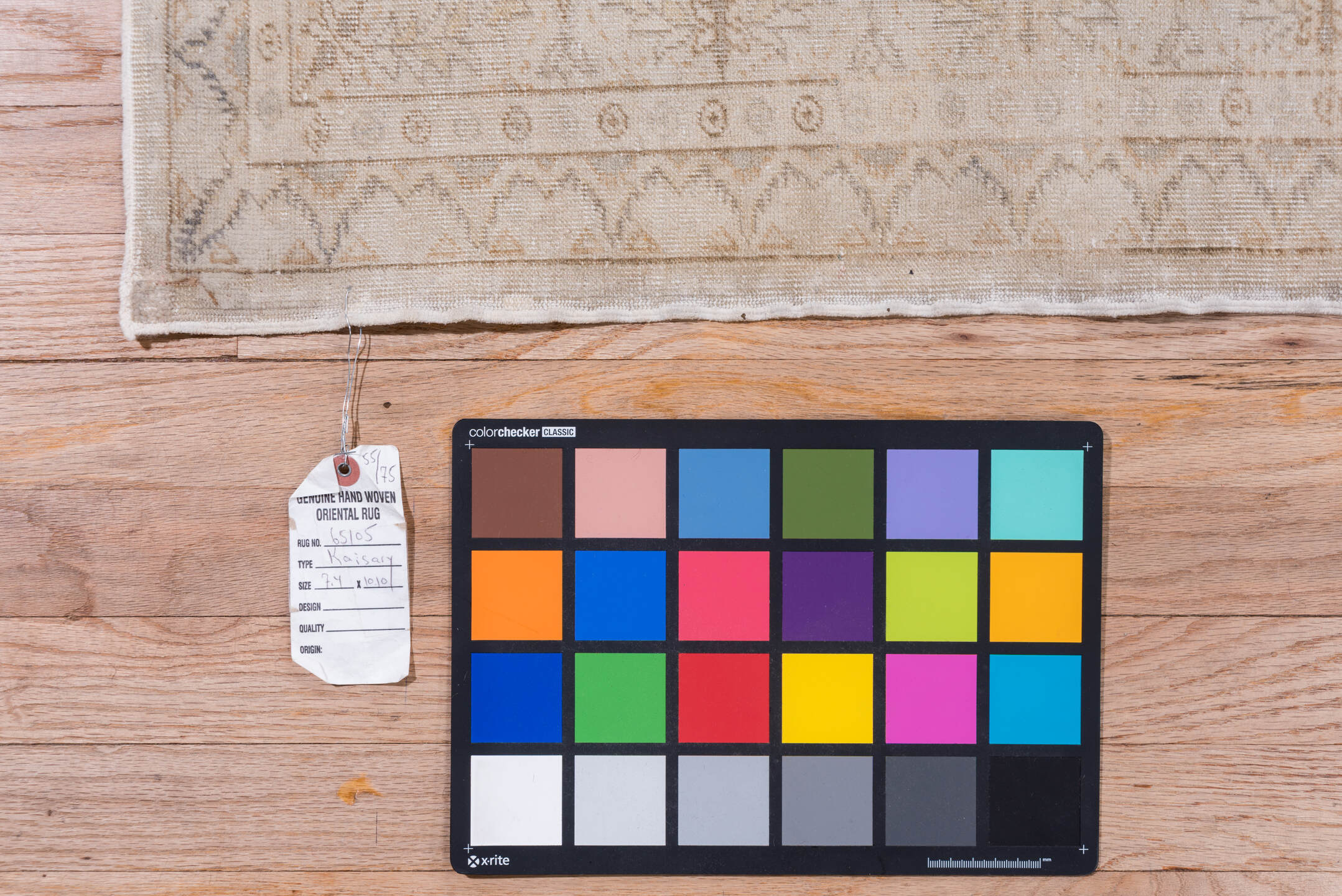 7' x 10' one-of-a-kind handmade vintage Kaisary large size rug. Color palette: gray, light gray, pink