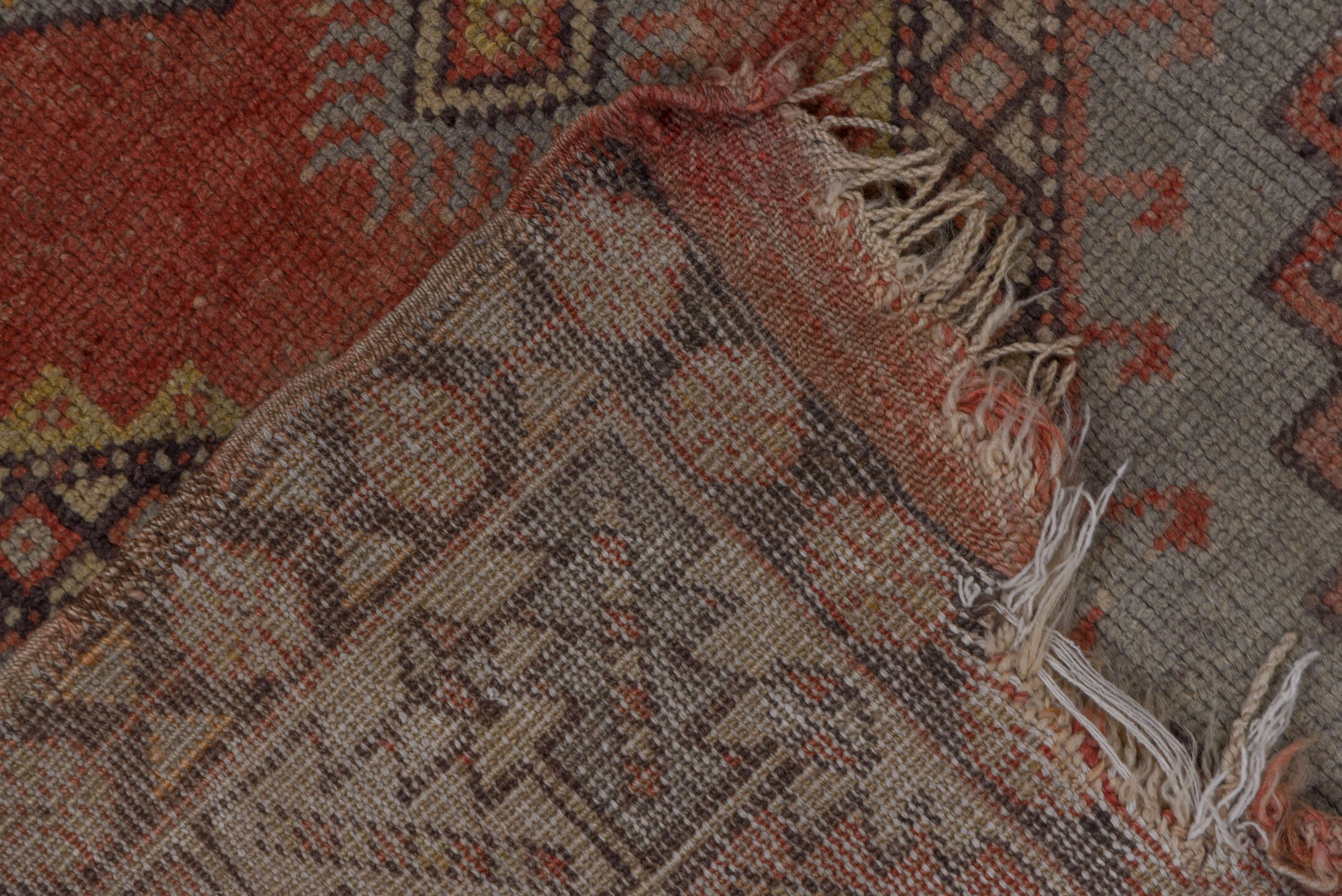 3' x 5' one-of-a-kind handmade vintage Oushak small size rug. Color palette: brown, gray, light gray, off-white, pink, red