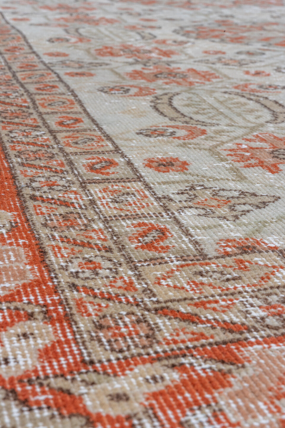 5' x 7' one-of-a-kind handmade vintage Oushak rug. Color palette: brown, gray, light gray, off-white, pink, redwood, silver