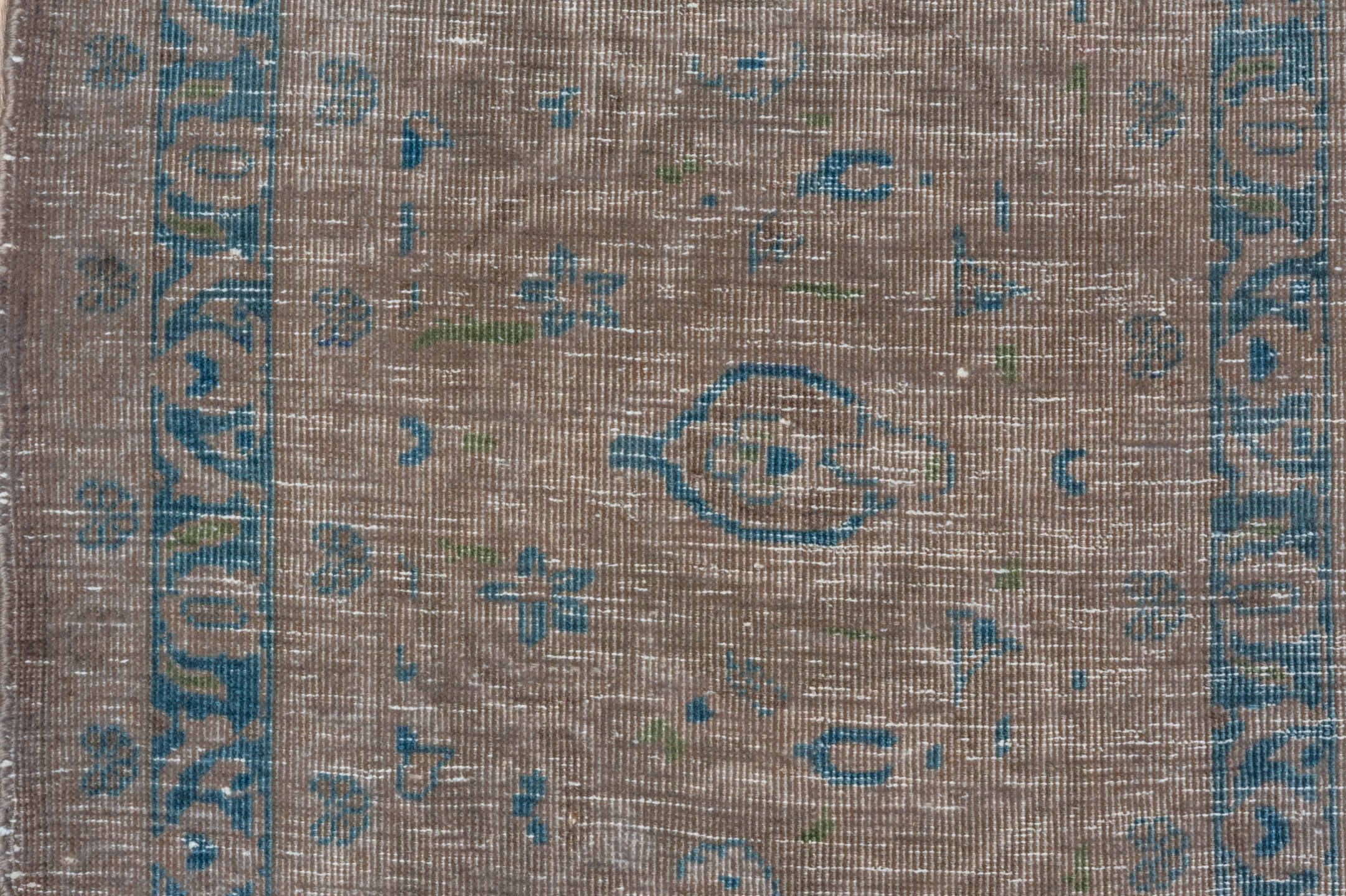 9' x 13' one-of-a-kind handmade vintage Sivas large size rug. Color palette: taupe, slate, blue, ivory, charcoal, beige