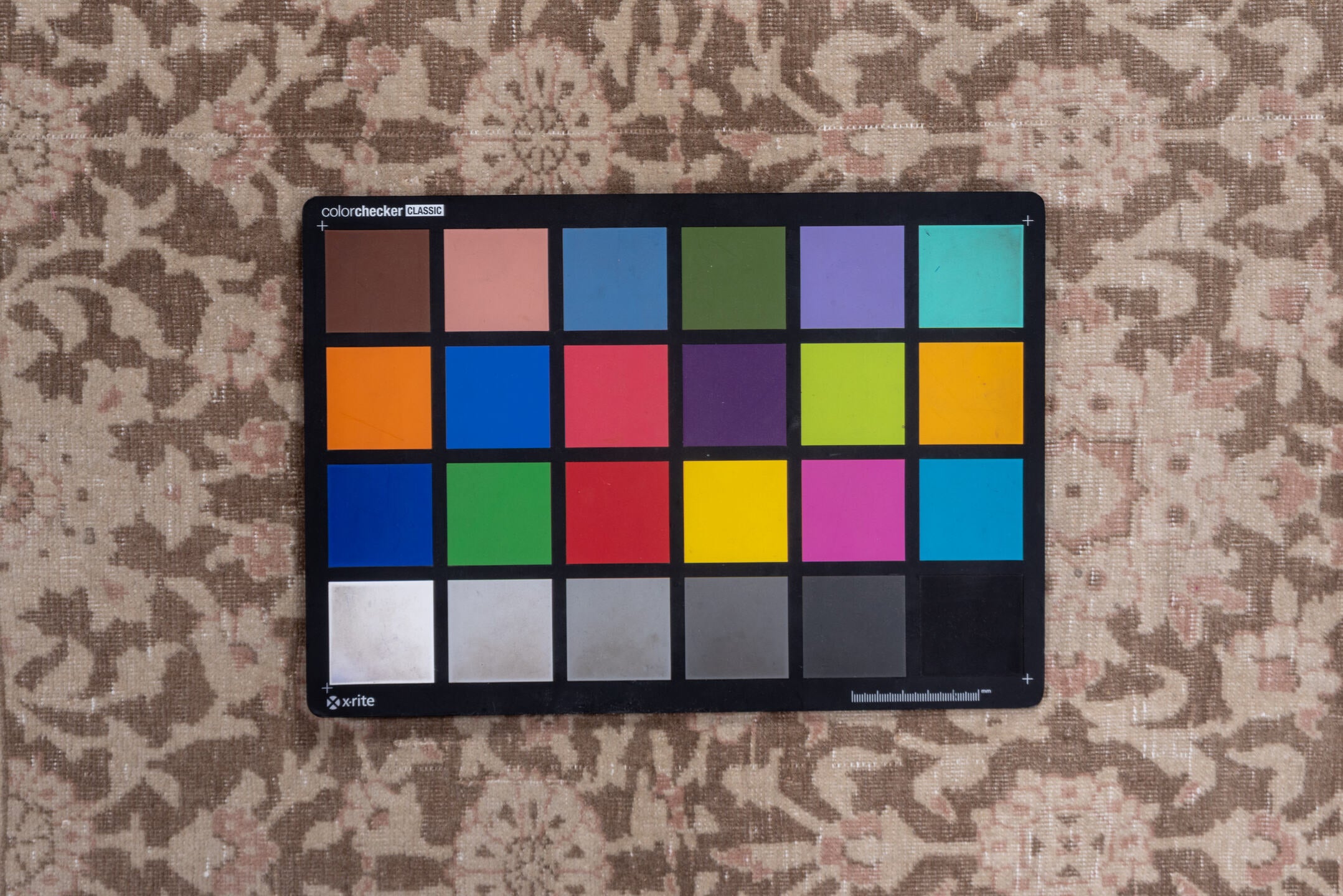 6' x 9' one-of-a-kind handmade vintage Hereke medium size rug. Color palette: gainsboro, gray, light gray, off-white, pink