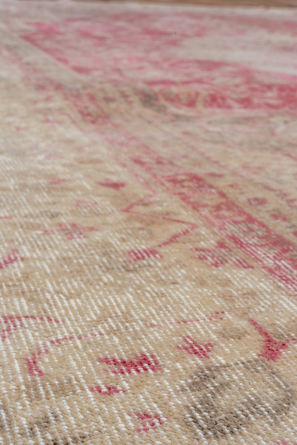 8' x 10' one-of-a-kind handmade vintage Oushak large size rug. Color palette: rose, ivory, taupe, dusty pink, beige