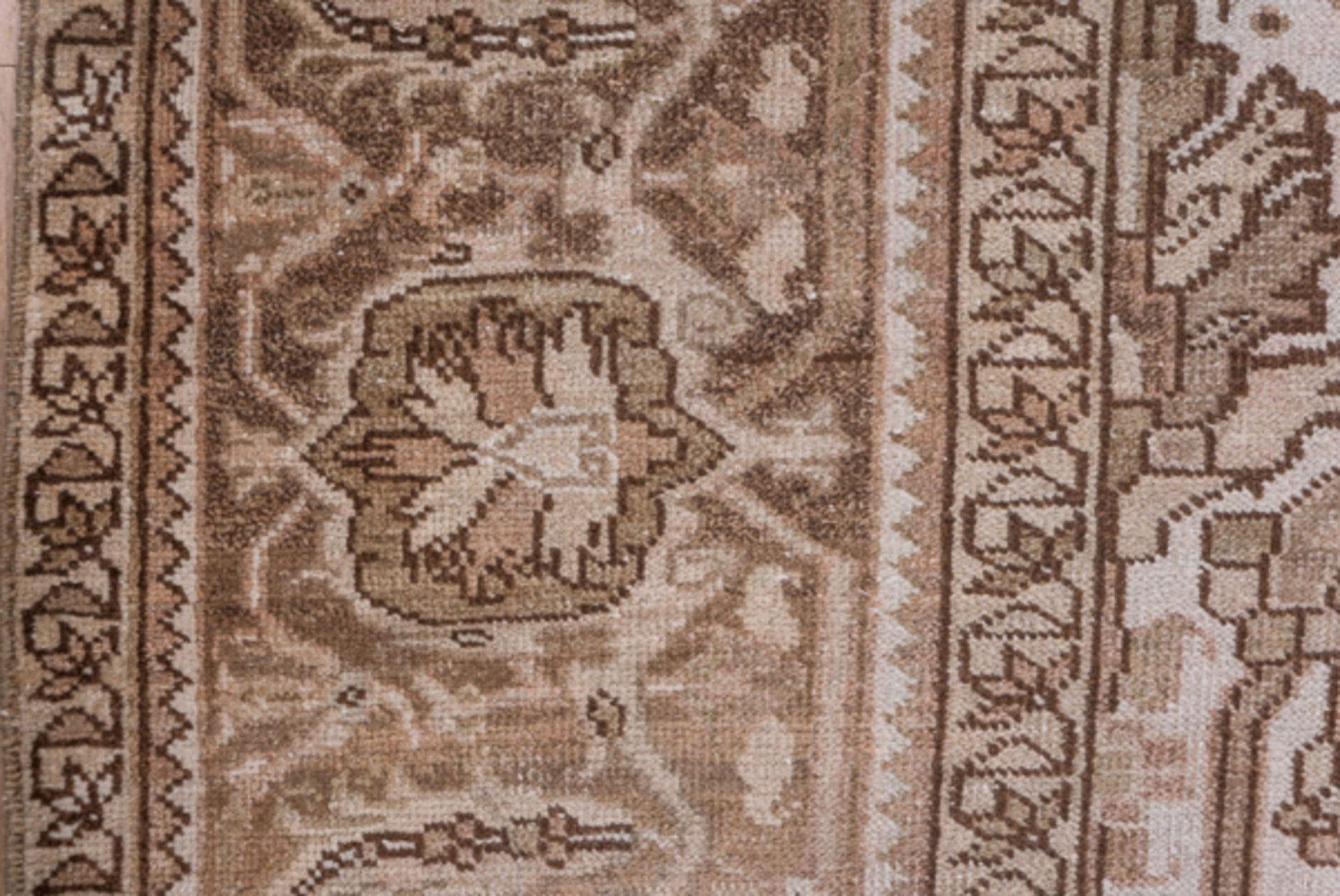 9' x 12' one-of-a-kind handmade vintage Heriz large size rug. Color palette: brown, gray, light gray, pink, silver