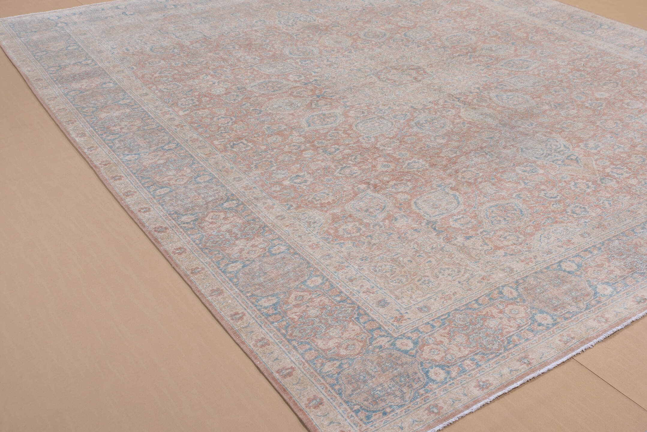 9' x 12' one-of-a-kind handmade vintage Kashan large size rug. Color palette: dark gray, gray, light gray, light slate gray