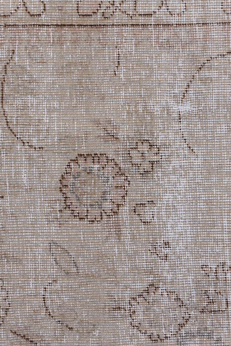 9' x 13' one-of-a-kind handmade vintage Sivas large size rug. Color palette: ivory, taupe, beige, sand, camel, greige, gray