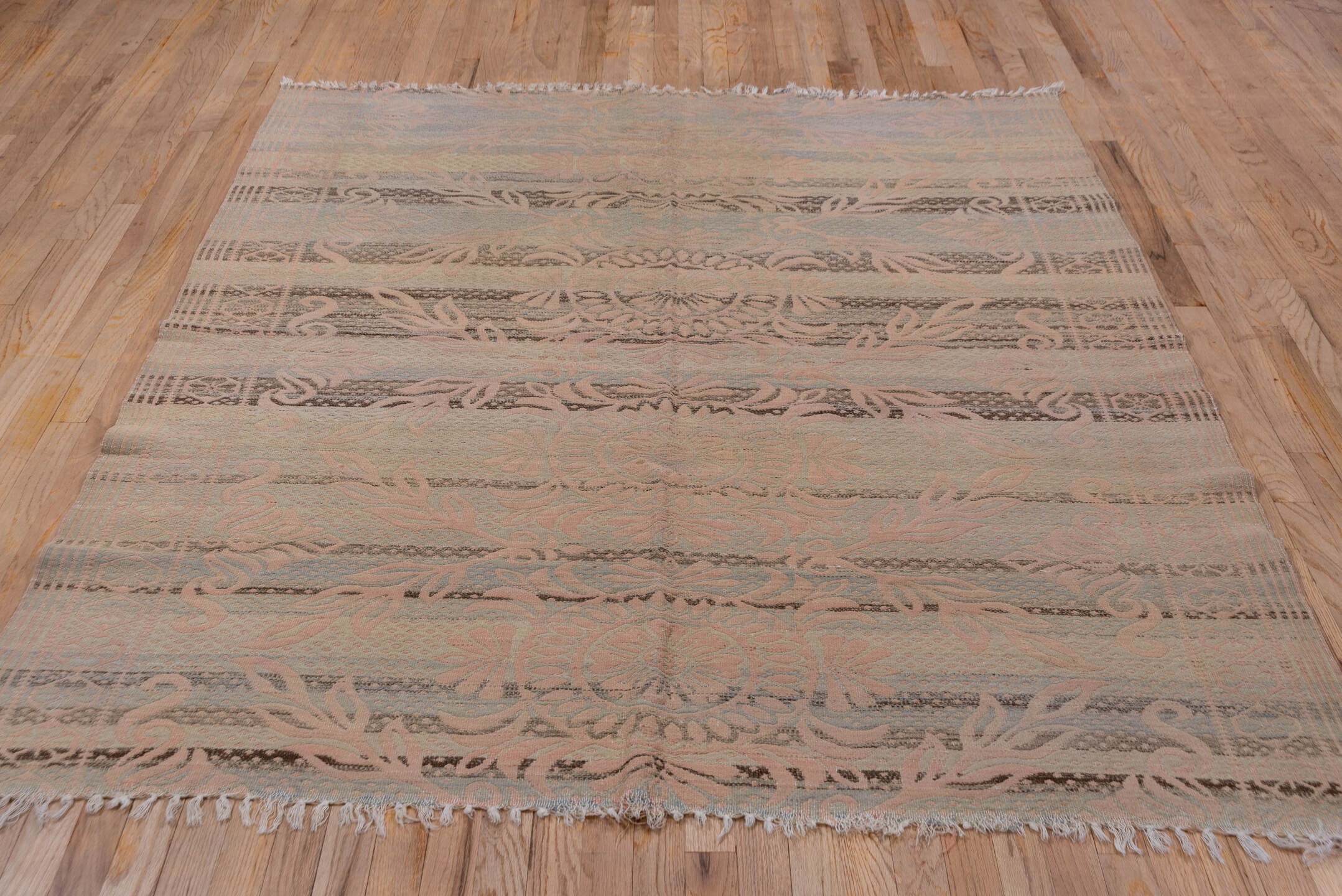 5' x 7' one-of-a-kind handmade vintage Kilim rug. Color palette: brown, gray, light gray, off-white, pink, snow, white