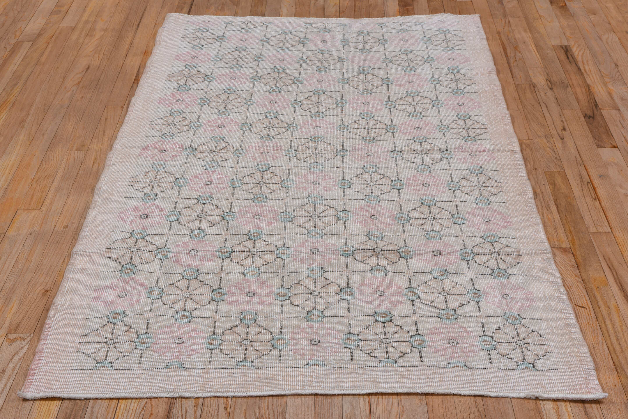 4' x 6' one-of-a-kind handmade vintage Oushak small size rug. Color palette: blush, ivory, taupe, aqua, beige, charcoal