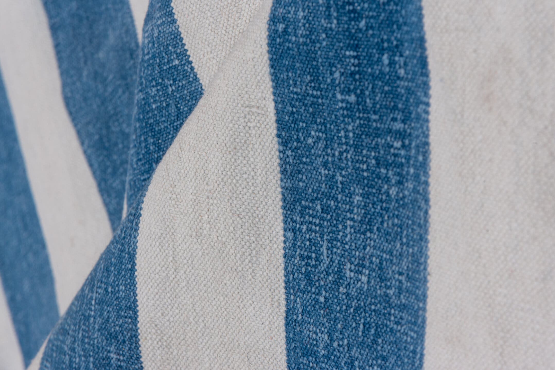 4' x 6' one-of-a-kind handmade vintage Dhurrie small size rug. Color palette: ivory, blue