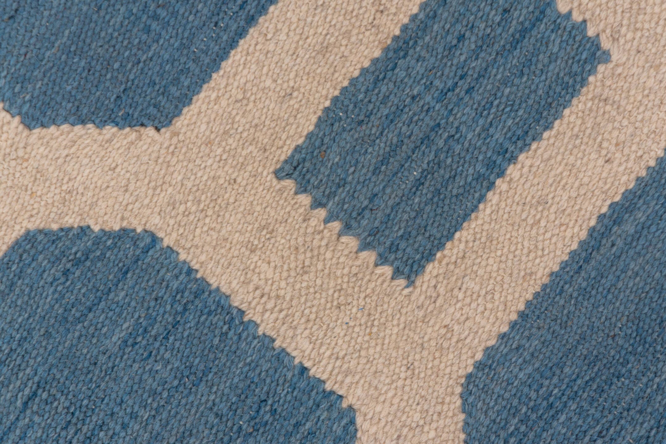4' x 6' one-of-a-kind handmade vintage Kilim small size rug. Color palette: blue, ivory