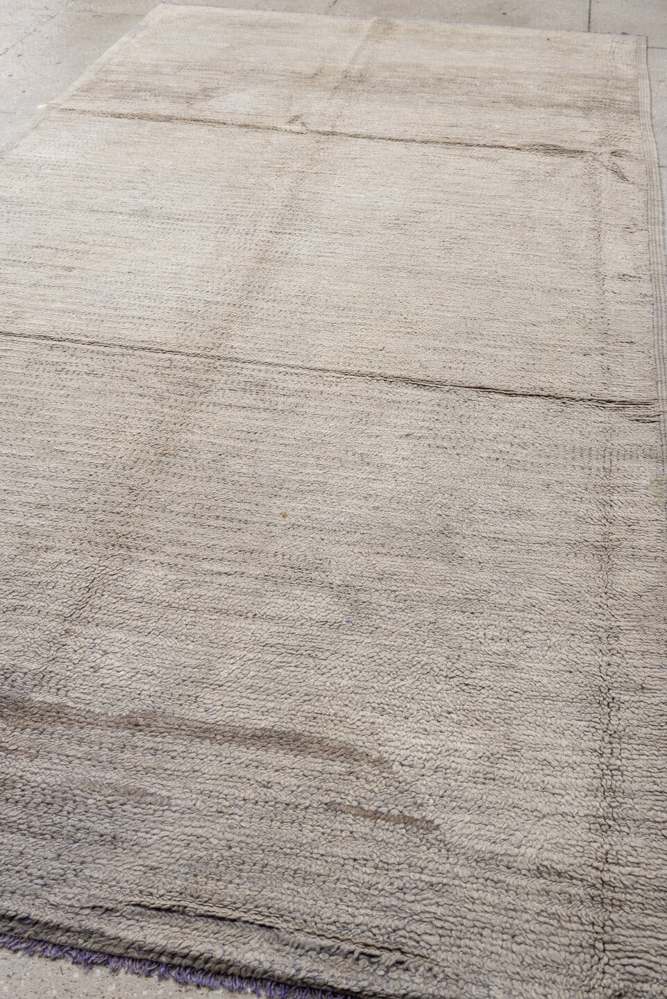 6' x 9' one-of-a-kind handmade vintage Kilim rug. Color palette: ivory, taupe, beige, gray