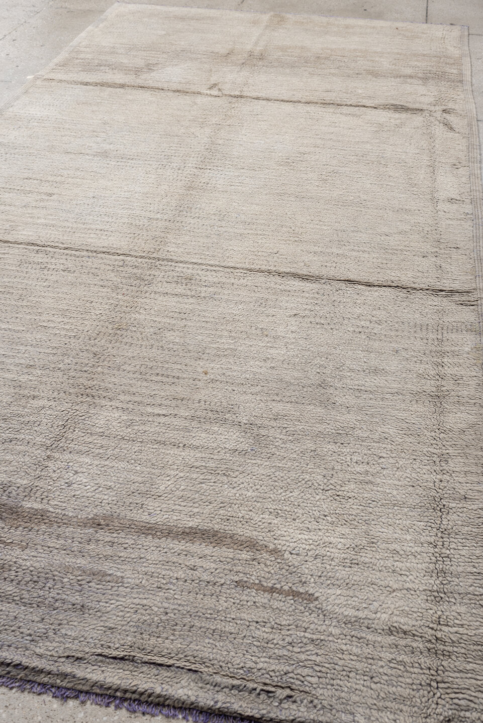 6' x 9' one-of-a-kind handmade vintage Kilim rug. Color palette: ivory, taupe, beige, gray