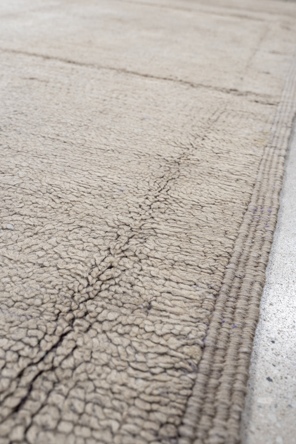 6' x 9' one-of-a-kind handmade vintage Kilim rug. Color palette: ivory, taupe, beige, gray