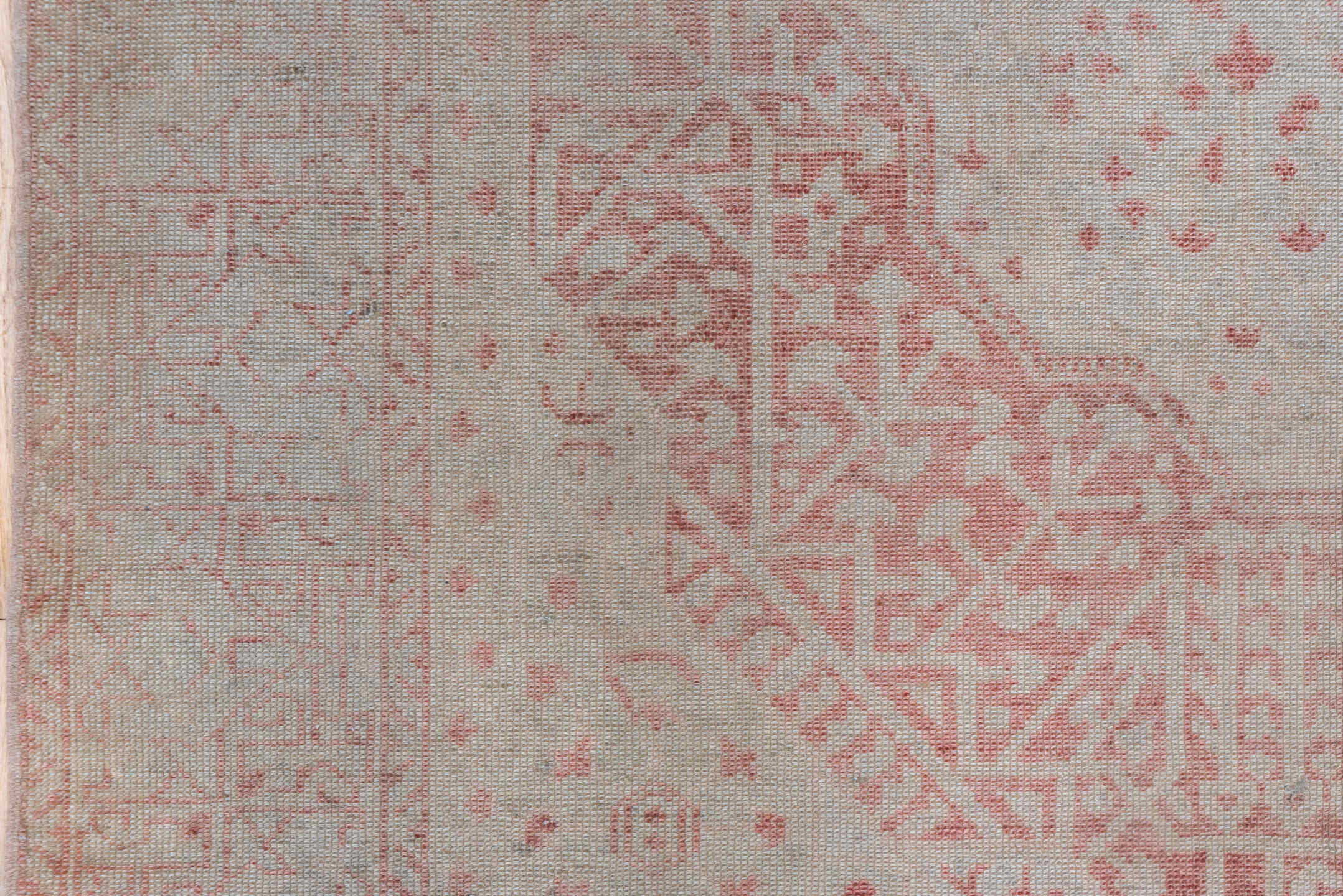 4' x 7' one-of-a-kind handmade vintage Sivas rug. Color palette: blush, taupe, rose, ivory, dusty pink, pink, beige, gray