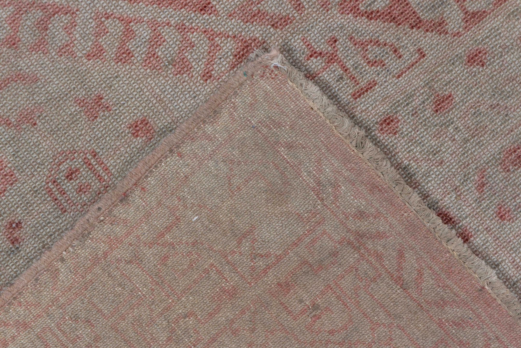 4' x 7' one-of-a-kind handmade vintage Sivas rug. Color palette: blush, taupe, rose, ivory, dusty pink, pink, beige, gray