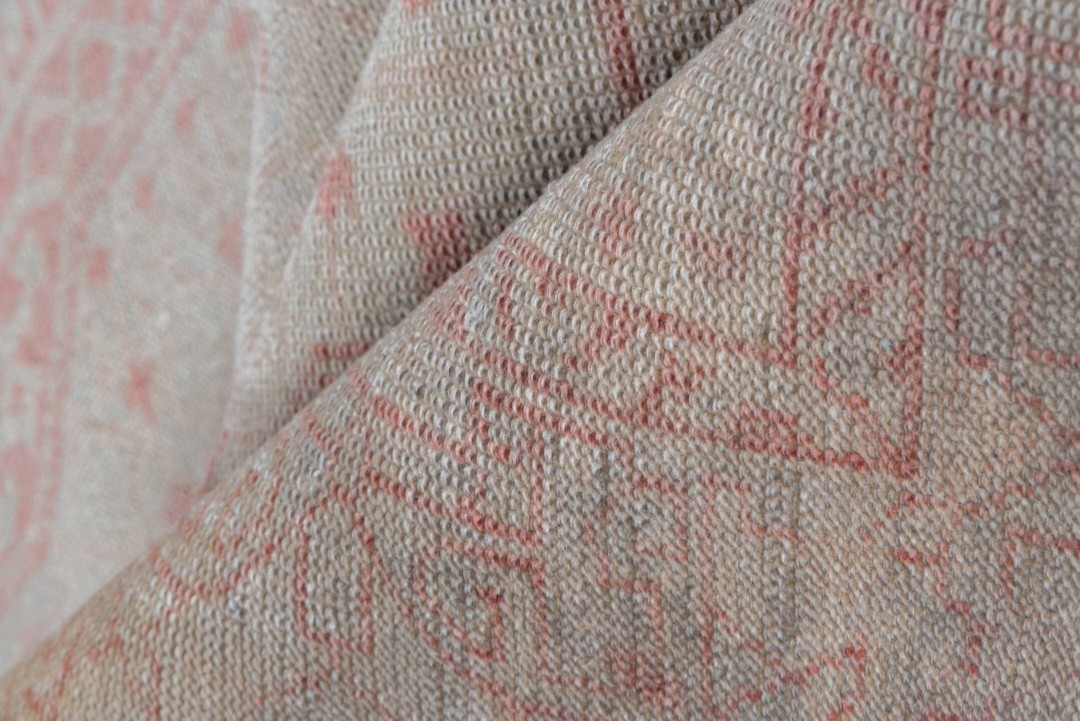 4' x 7' one-of-a-kind handmade vintage Sivas rug. Color palette: blush, taupe, rose, ivory, dusty pink, pink, beige, gray