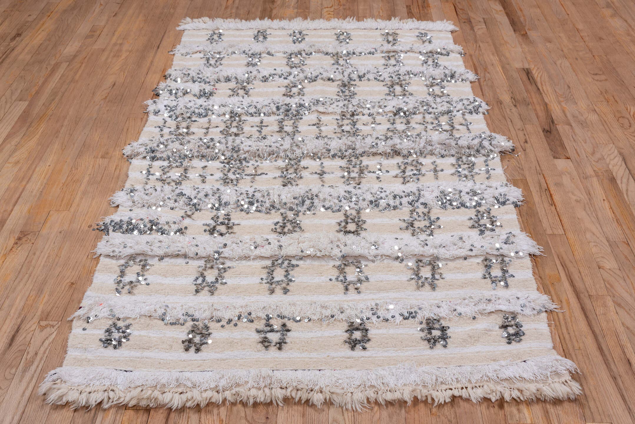 4' x 6' one-of-a-kind handmade vintage Wedding Blanket small size rug. Color palette: ivory, cream, silver, beige, gray