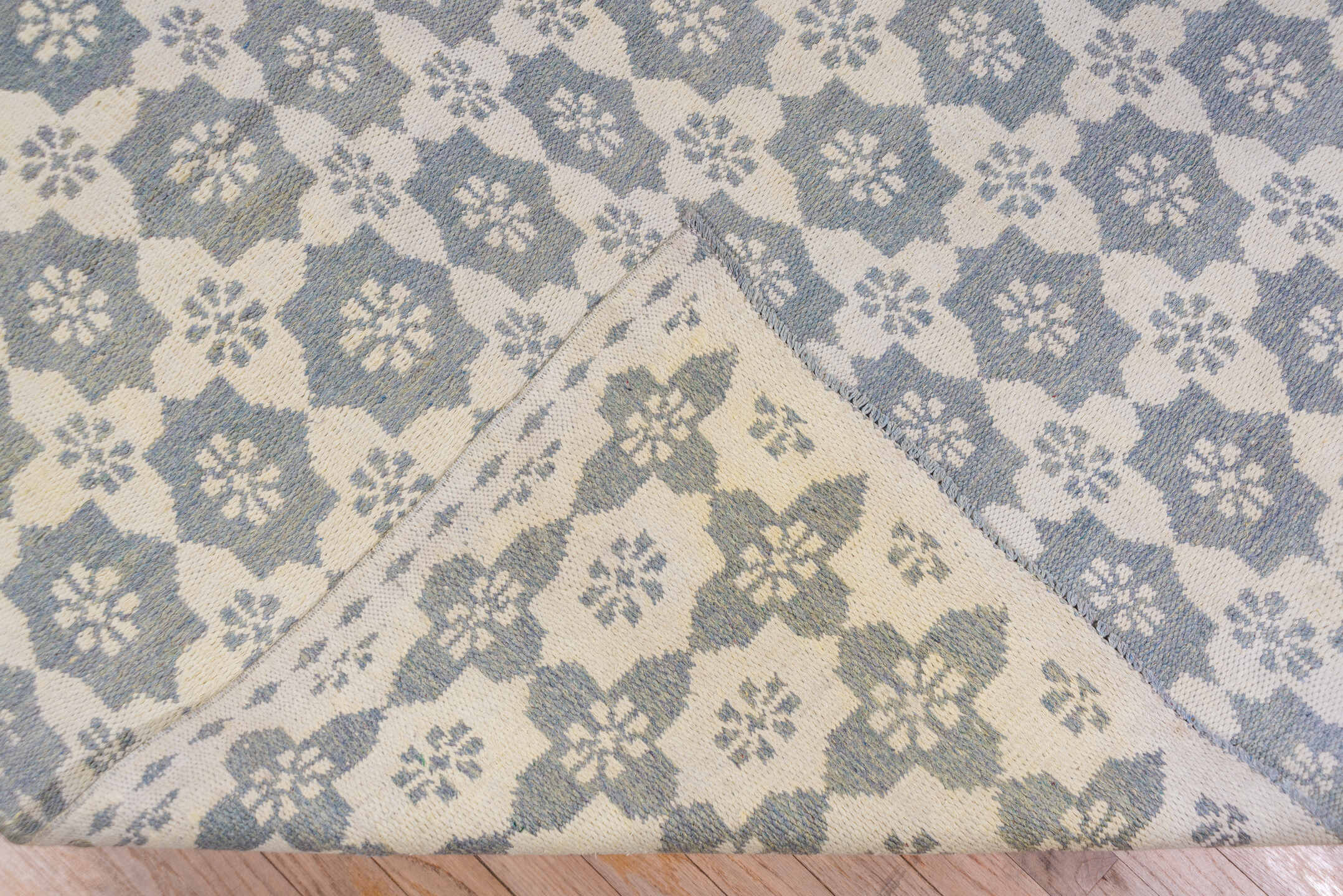 8' x 11' one-of-a-kind handmade antique Kilim large size rug. Color palette: ivory, slate, pale blue, gray, light blue