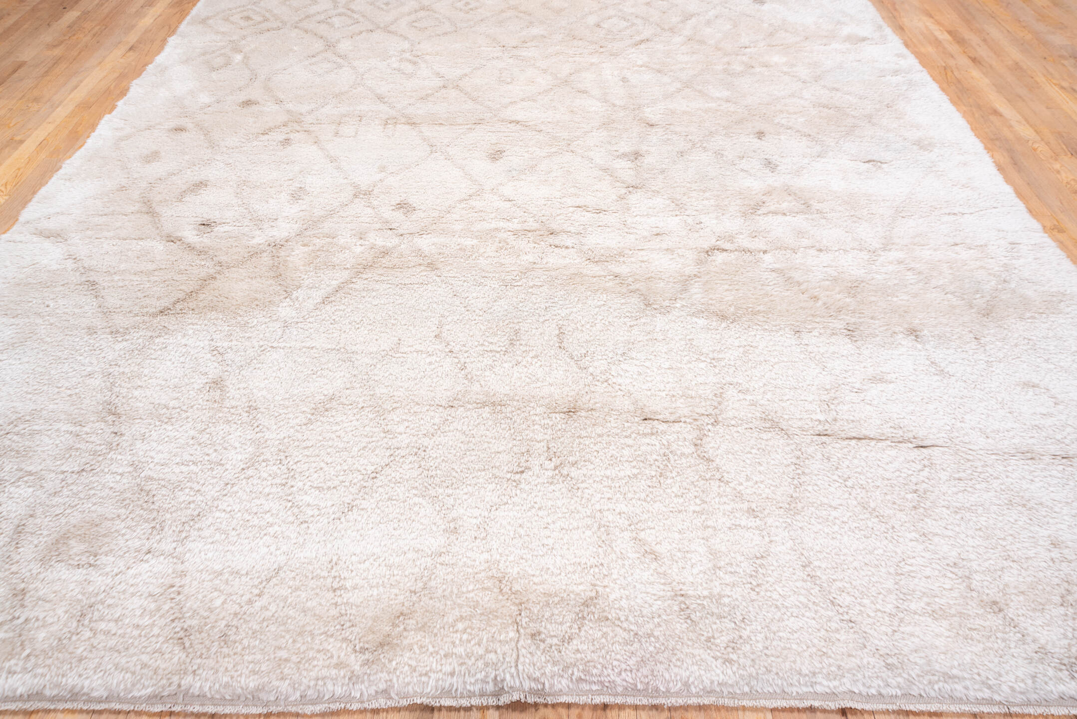 10' x 13' one-of-a-kind handmade vintage Moroccan large size rug. Color palette: gainsboro, gray, light gray, linen