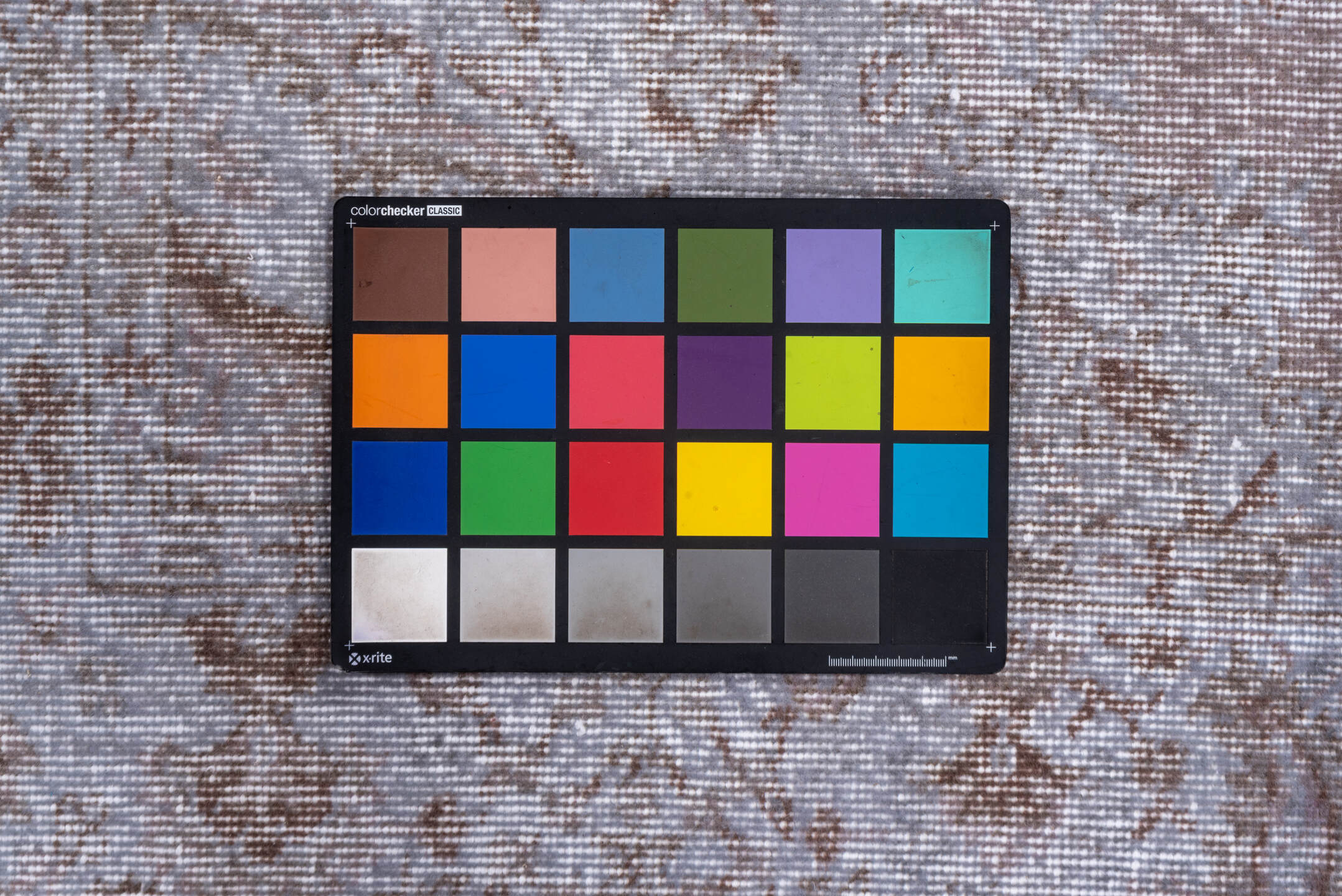 5' x 10' one-of-a-kind handmade vintage Sparta medium size rug. Color palette: gray, light gray, off-white, pink, silver