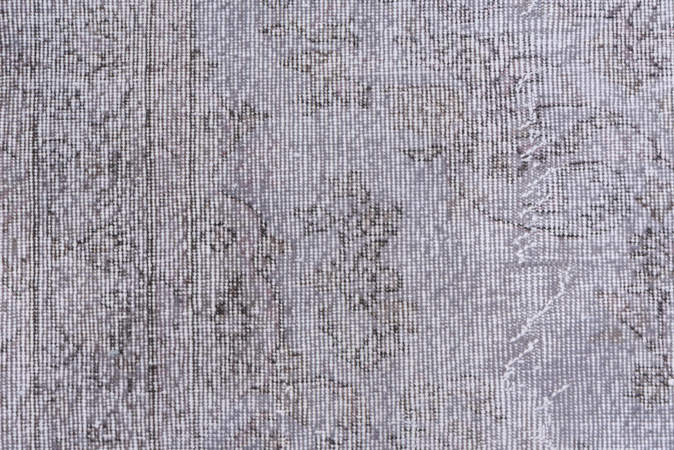 5' x 9' one-of-a-kind handmade vintage Sparta medium size rug. Color palette: dark gray, dim gray, gainsboro, gray