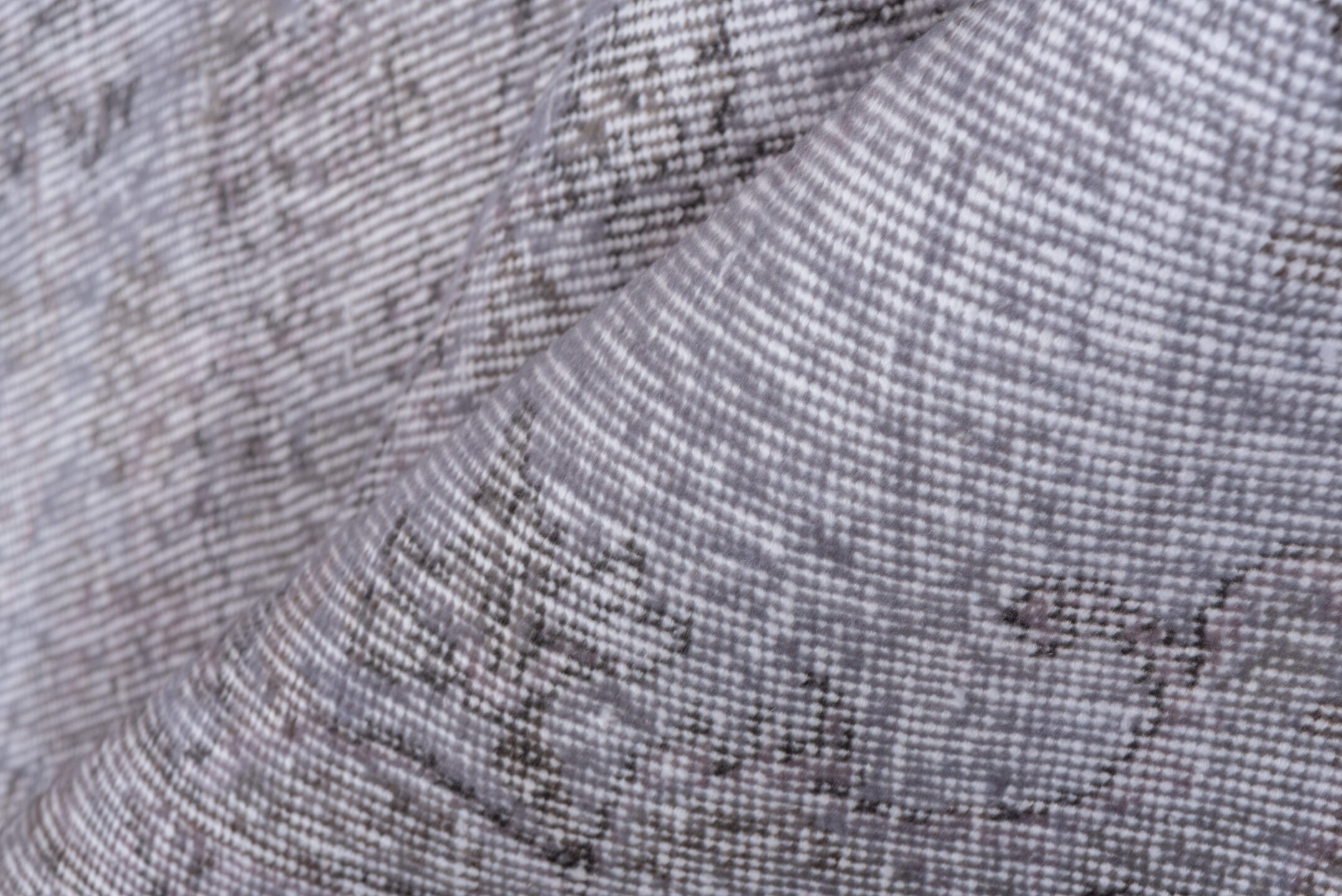 5' x 9' one-of-a-kind handmade vintage Sparta medium size rug. Color palette: dark gray, dim gray, gainsboro, gray