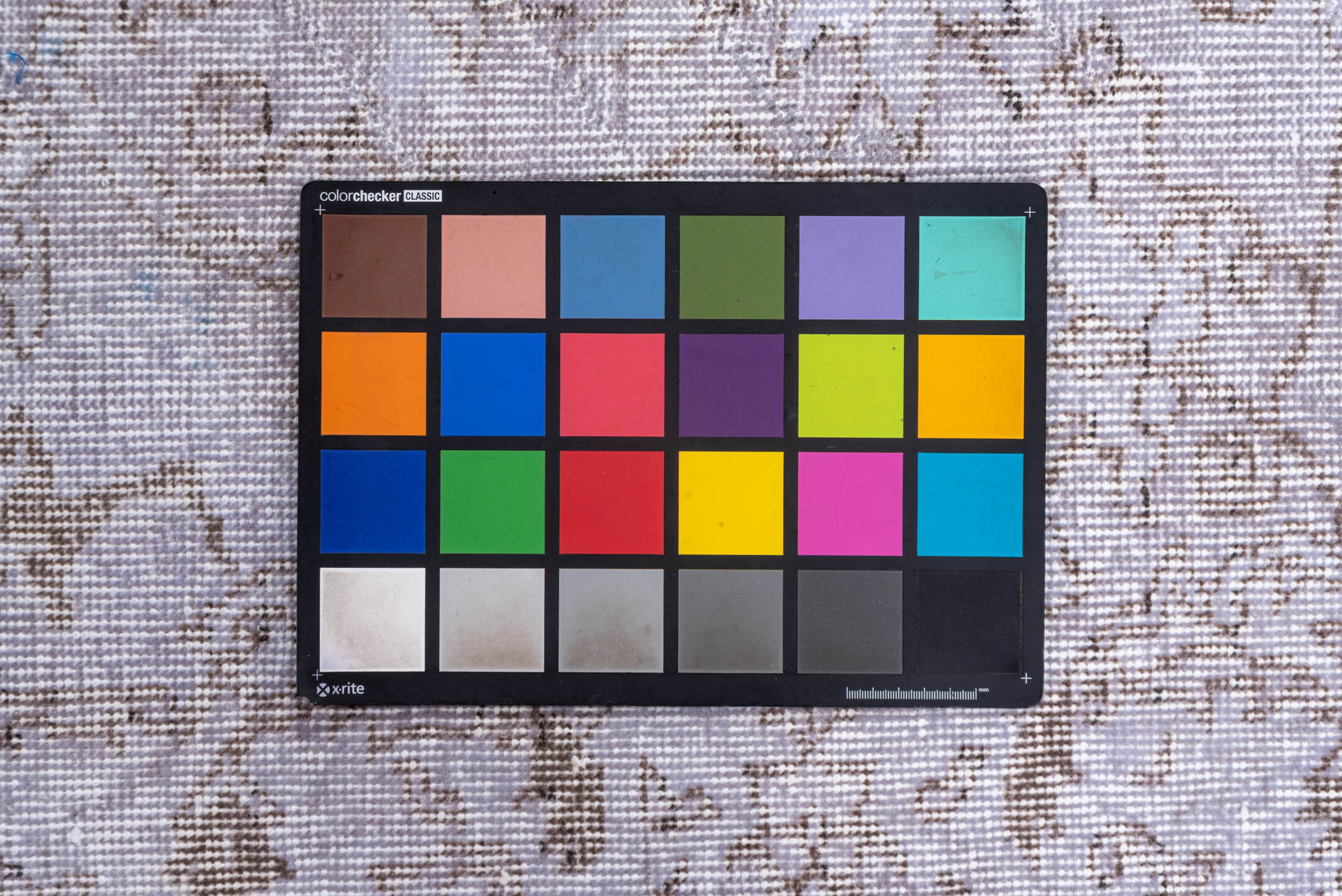 6' x 9' one-of-a-kind handmade vintage Overdyed medium size rug. Color palette: gainsboro, gray, light gray, off-white, pink