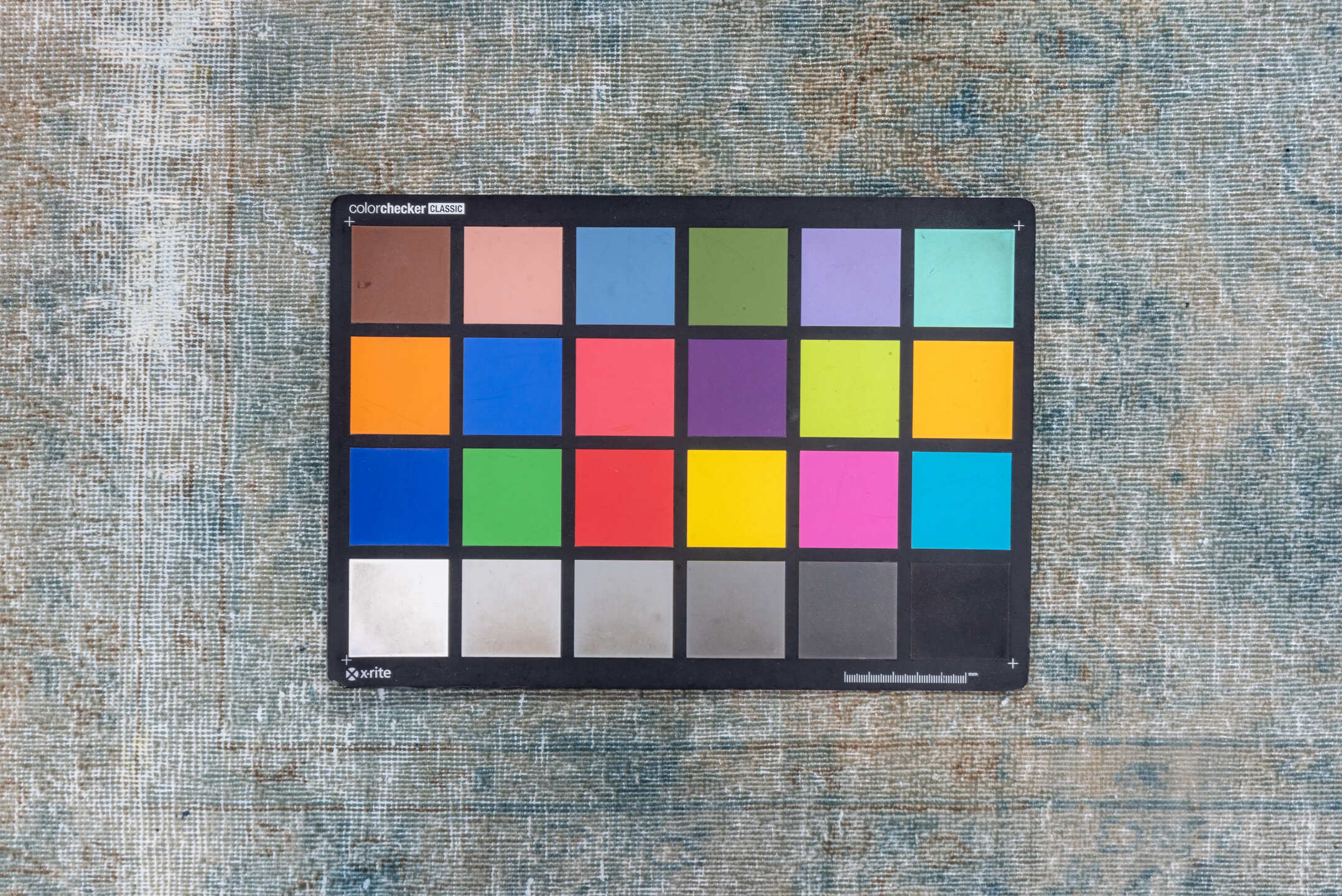 3' x 4' one-of-a-kind handmade vintage Tabriz small size rug. Color palette: dark gray, dim gray, gainsboro, gray