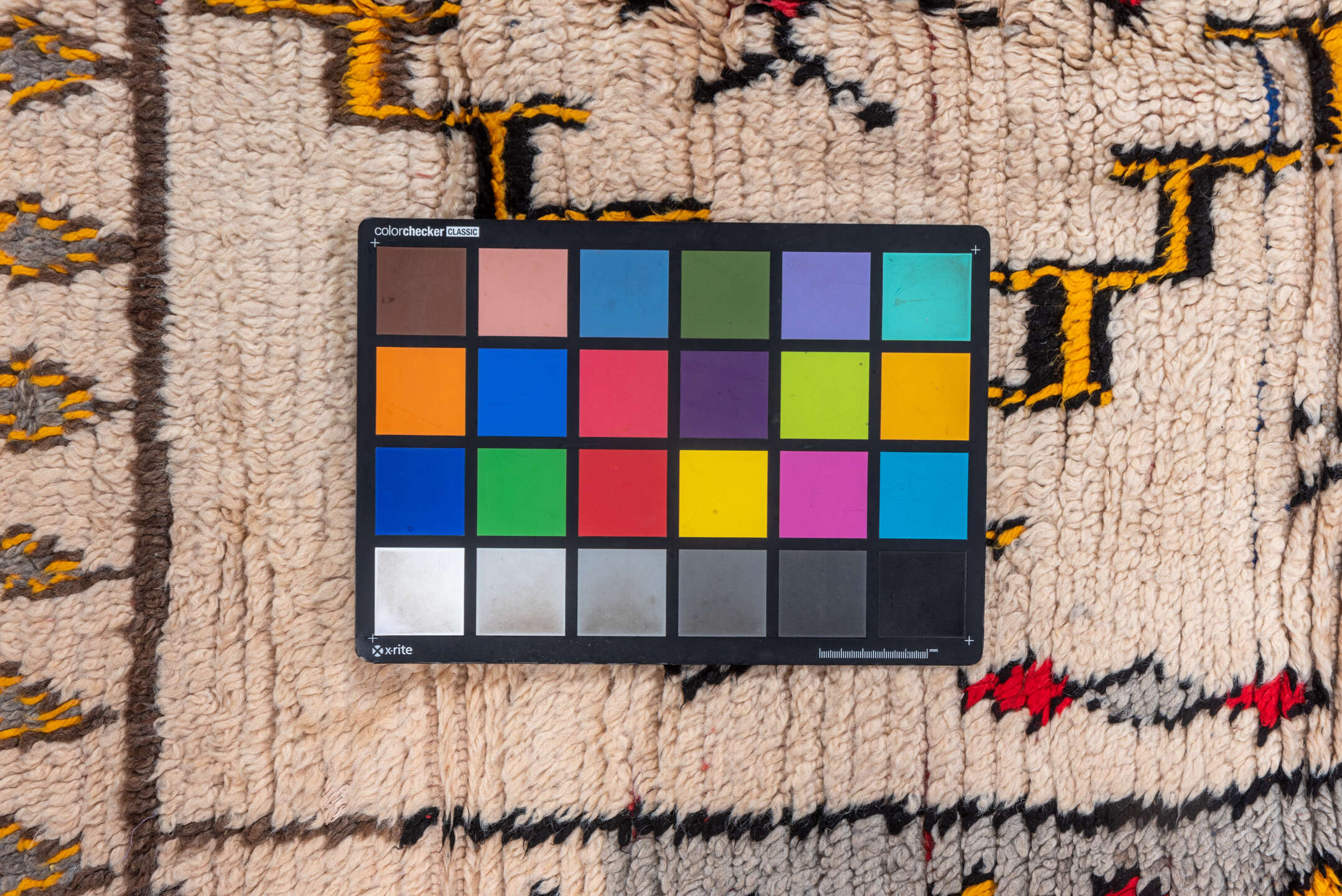 3' x 5' one-of-a-kind handmade vintage Moroccan small size rug. Color palette: bisque, blanched almond, brown, fire brick