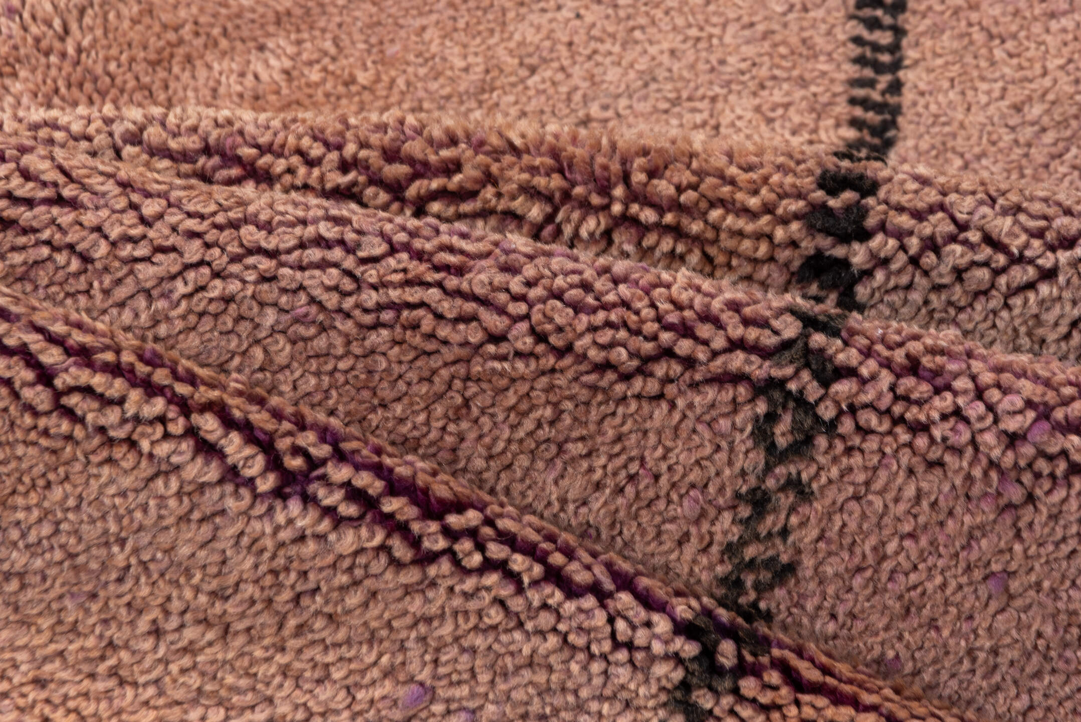 5' x 9' one-of-a-kind handmade vintage Moroccan medium size rug. Color palette: dusty rose, mauve, charcoal, plum