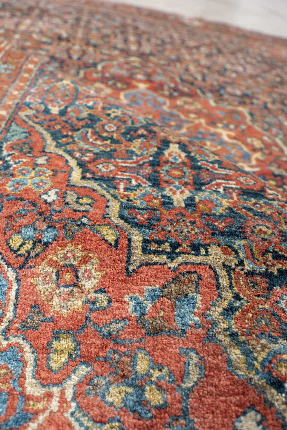 4' x 6' one-of-a-kind handmade antique Sarouk small size rug. Color palette: rust, navy, sky_blue, ivory, olive, coral