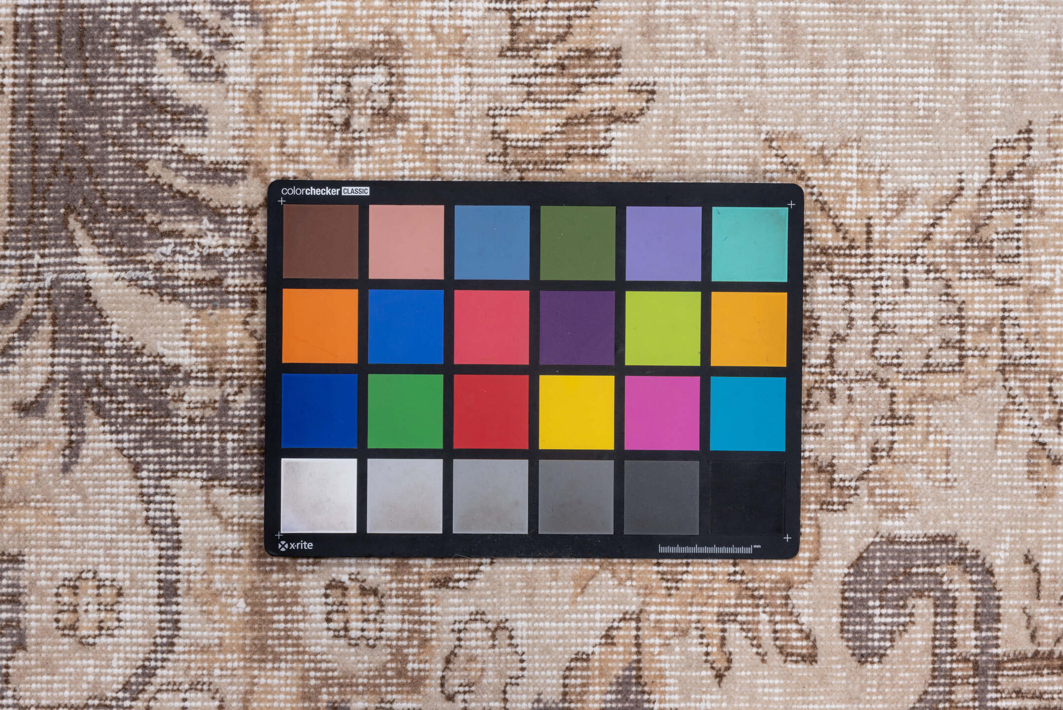 6' x 9' one-of-a-kind handmade vintage Sparta medium size rug. Color palette: dark gray, gainsboro, gray, light gray