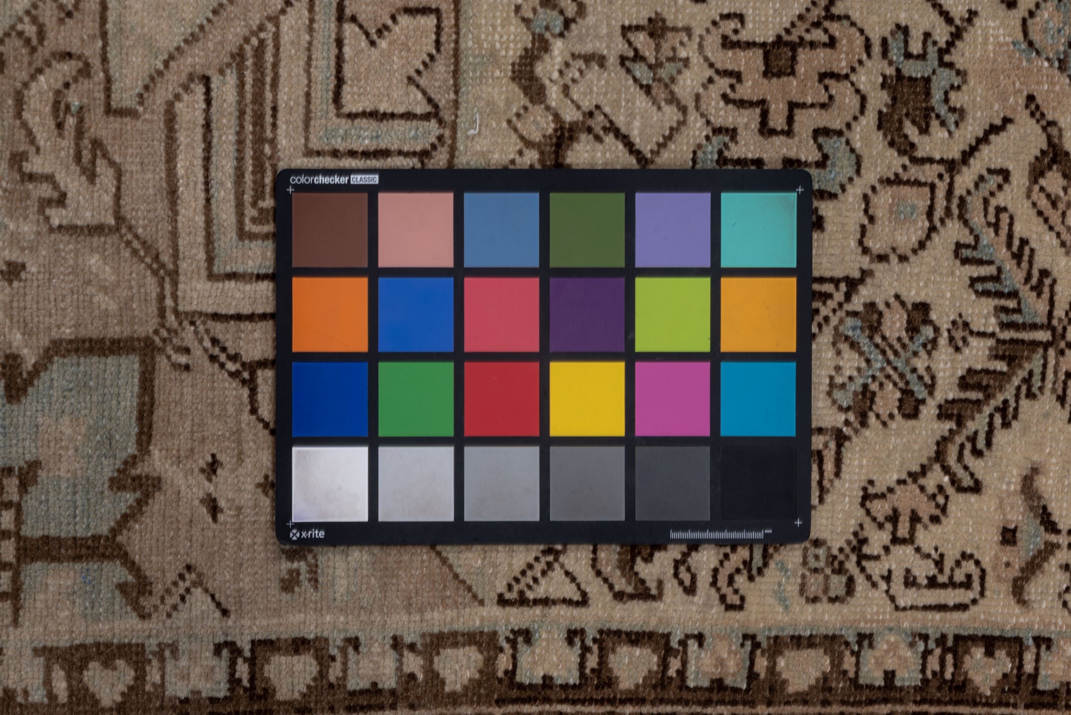 8' x 10' one-of-a-kind handmade vintage Heriz large size rug. Color palette: brown, gray, light gray, off-white, pink, snow