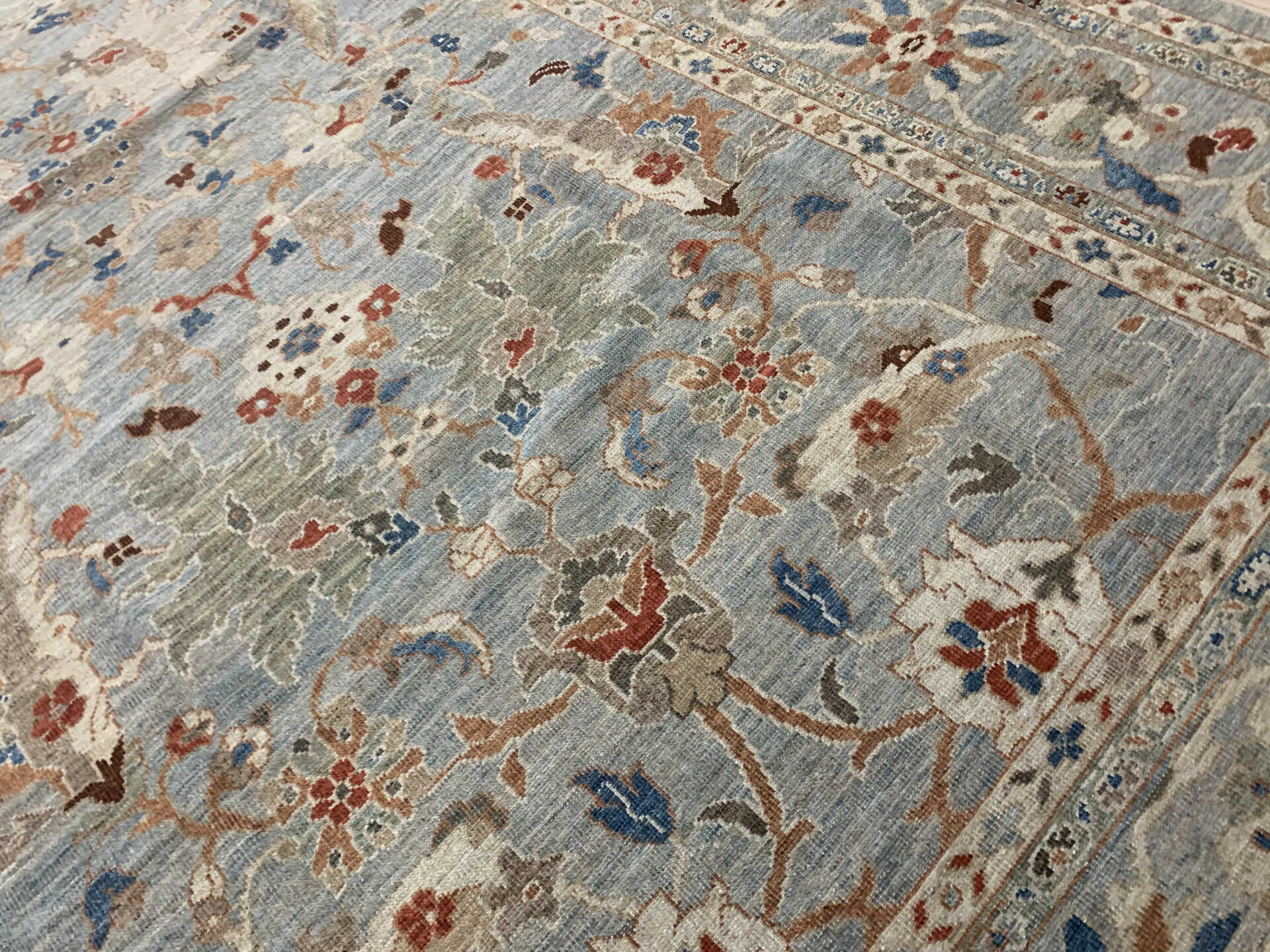 8' x 10' one-of-a-kind handmade vintage Sultanabad large size rug. Color palette: blue, brown, dim gray, fiord, gray