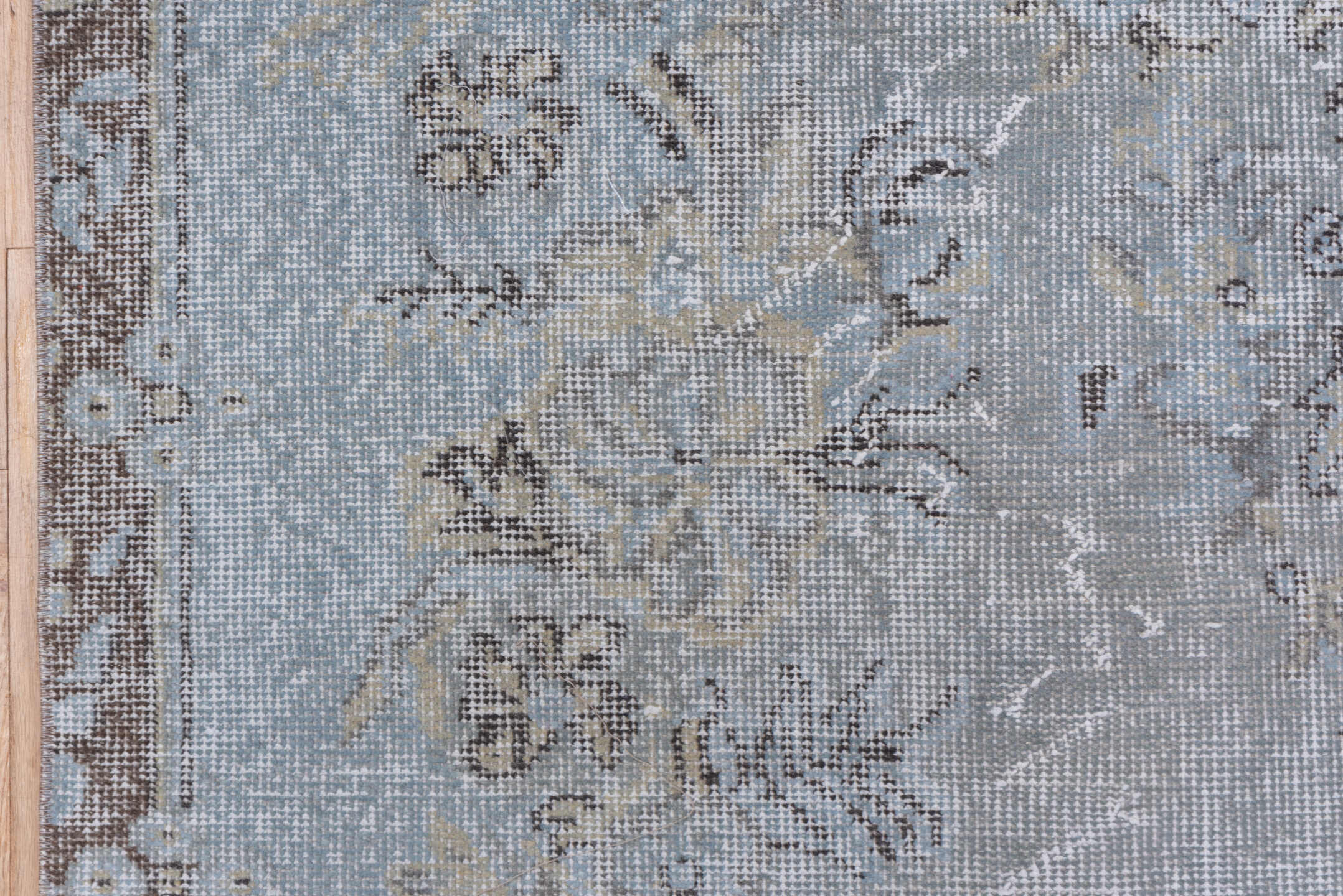 5' x 10' one-of-a-kind handmade vintage Sparta medium size rug. Color palette: dark gray, dim gray, gainsboro, gray