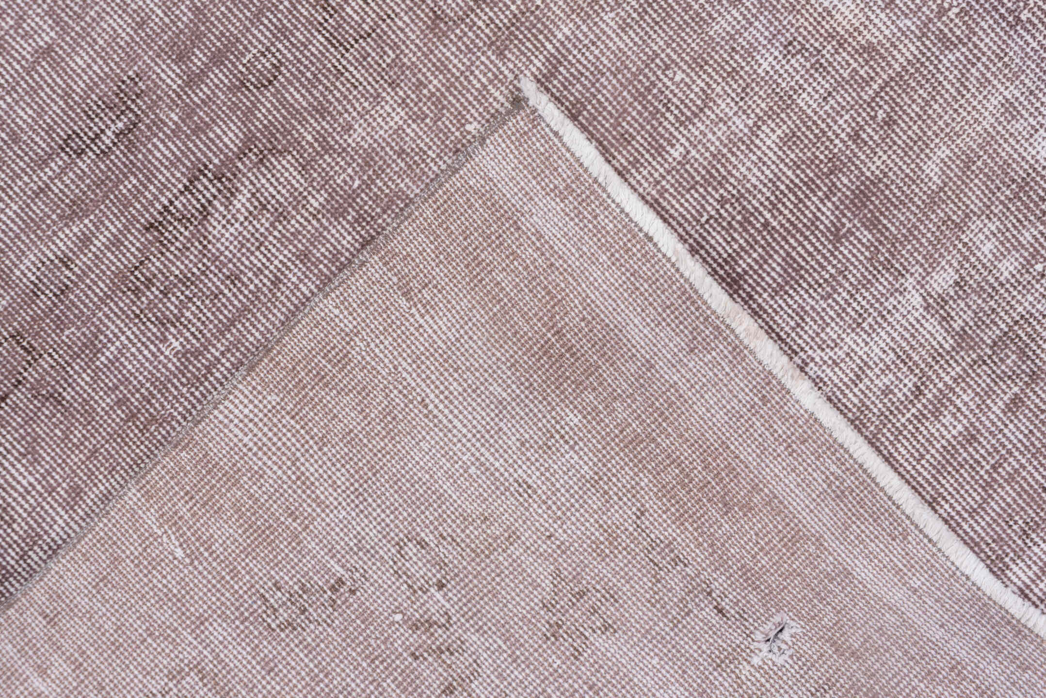 6' x 9' one-of-a-kind handmade vintage Sparta medium size rug. Color palette: gainsboro, gray, light gray, off-white, pink