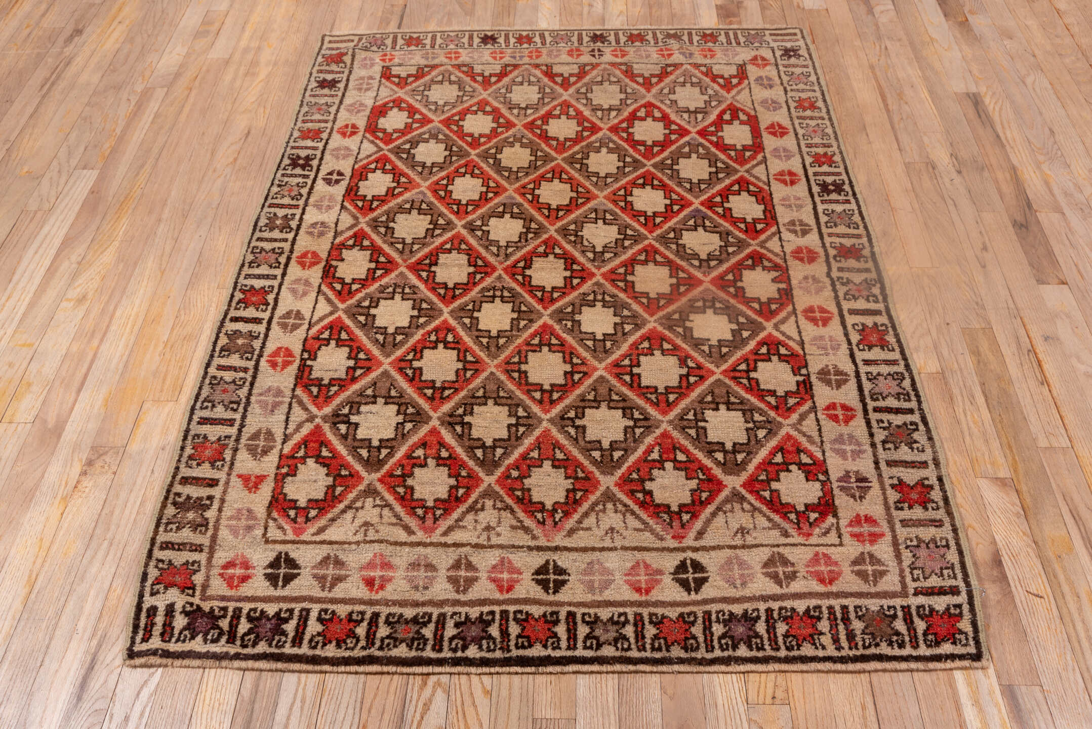 4' x 6' one-of-a-kind handmade vintage Oushak small size rug. Color palette: brown, fire brick, off-white, orange, pink, red