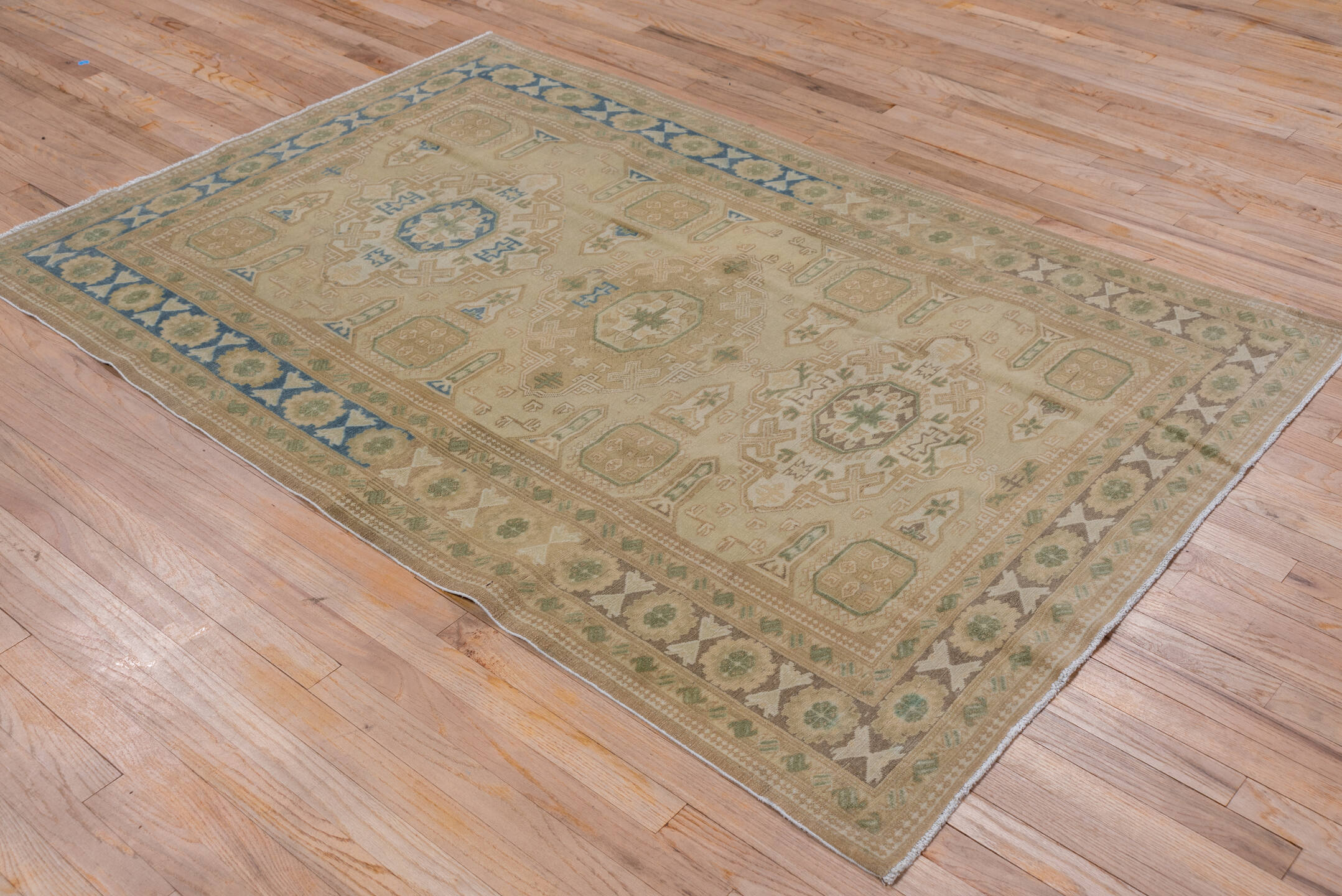 4' x 6' one-of-a-kind handmade vintage Oushak small size rug. Color palette: blue, brown, dim gray, gray
